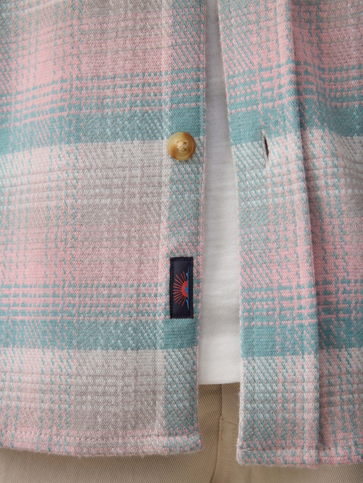 SP25-FAHERTY-MENS-MXC0002-EDL-LegendSweaterShirt-SedonaSagePlaid_OM_DETAIL1_1.jpg