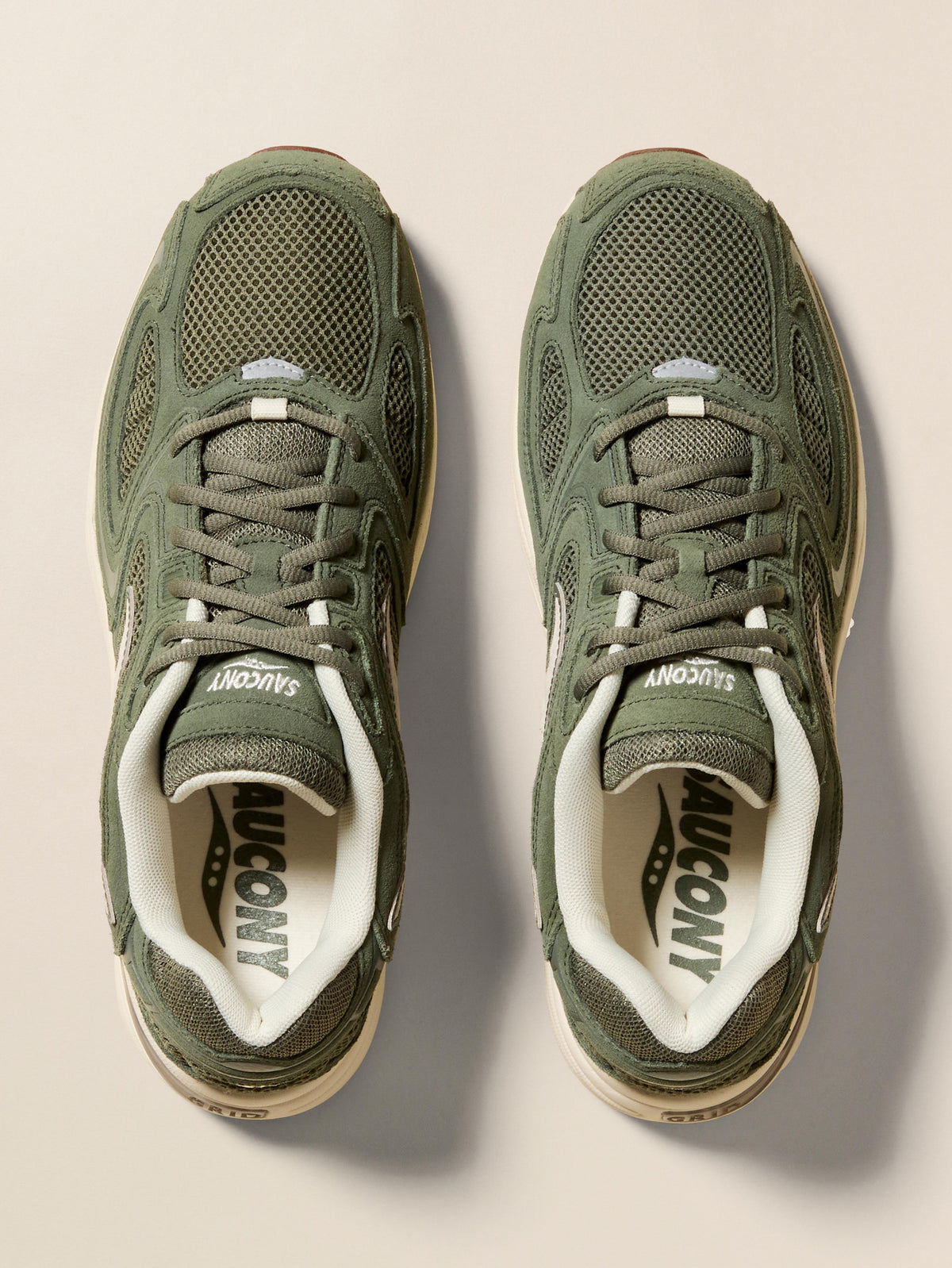 SP25-FAHERTY-WOMENS-MSC2502-OLF-SauconyGridJazz9-OliveOffWhite_FRONT_1.jpg