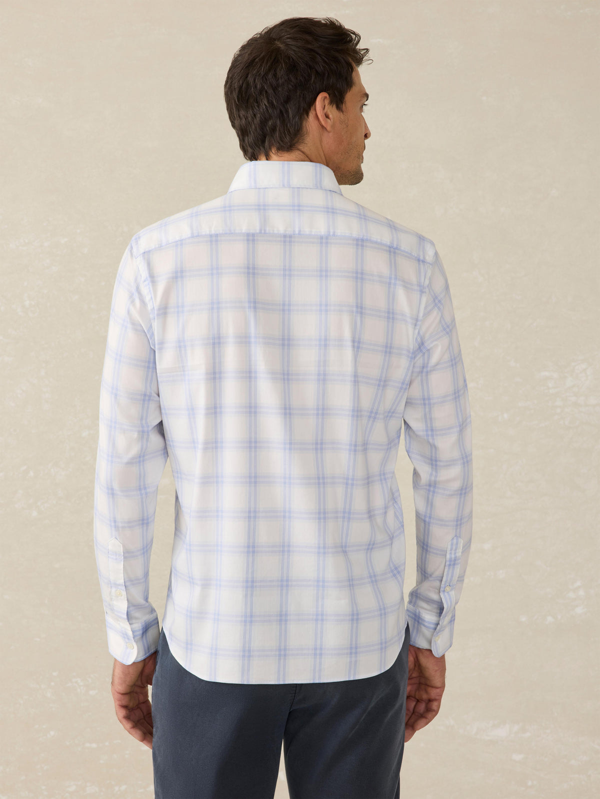 SP25_MENS_MWC0082-IRV_THE_MOVEMENT_SHIRT_Iris_River_Plaid_OM_BACK_CROP_1.jpg