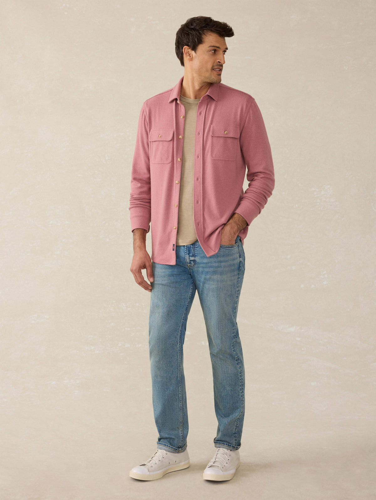SP25_MENS_MXC0002-SAO_LEGEND_SWEATER_SHIRT_Sandstone_Red_Twill_OM_FULL_BODY_1.jpg