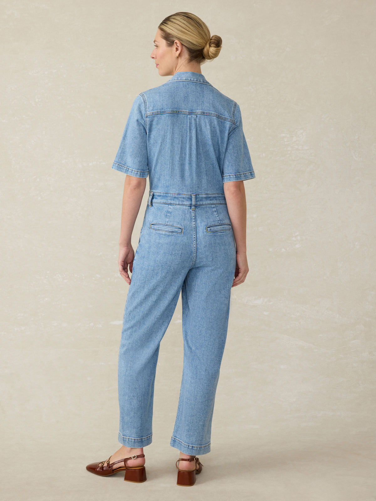 SP25_WOMENS_WDS2513-CGW_DENIMMICHELLESSJUMPSUIT_CloudlightWash_OM_BACK_CROP_1.jpg