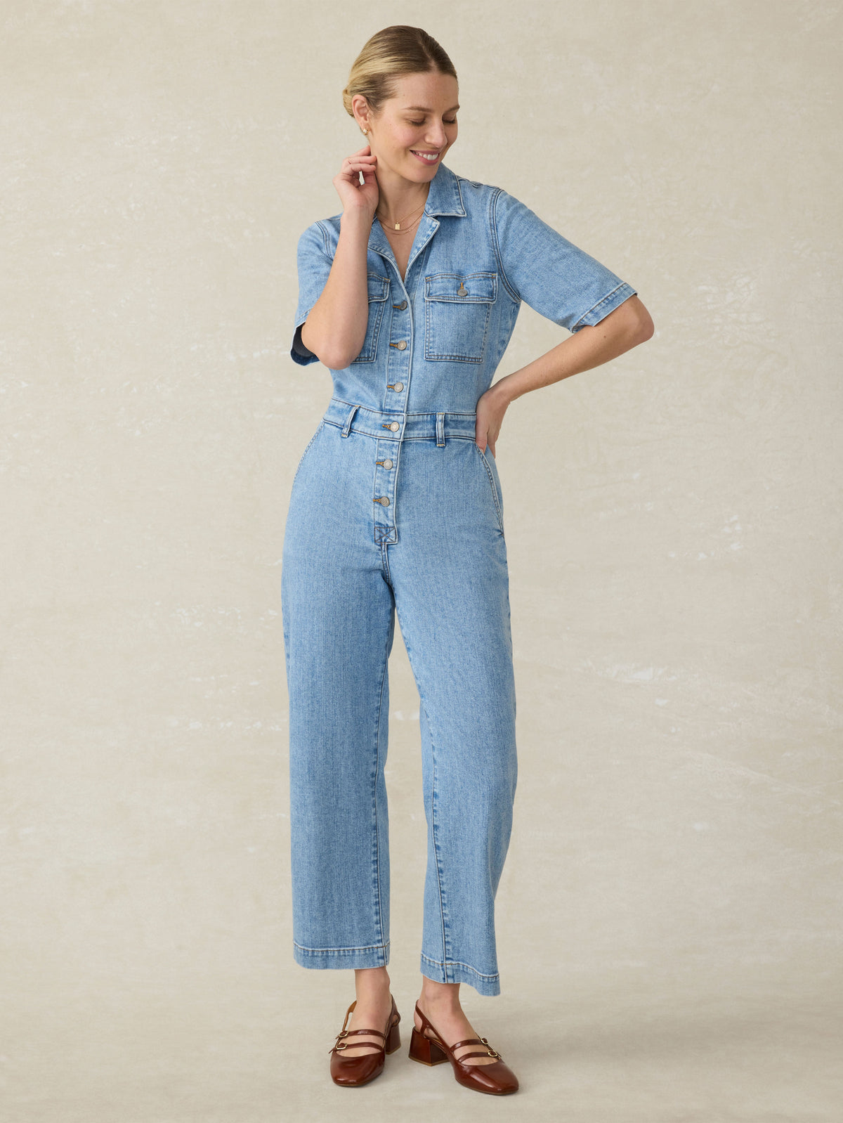 SP25_WOMENS_WDS2513-CGW_DENIMMICHELLESSJUMPSUIT_CloudlightWash_OM_EDITORIAL_1.jpg