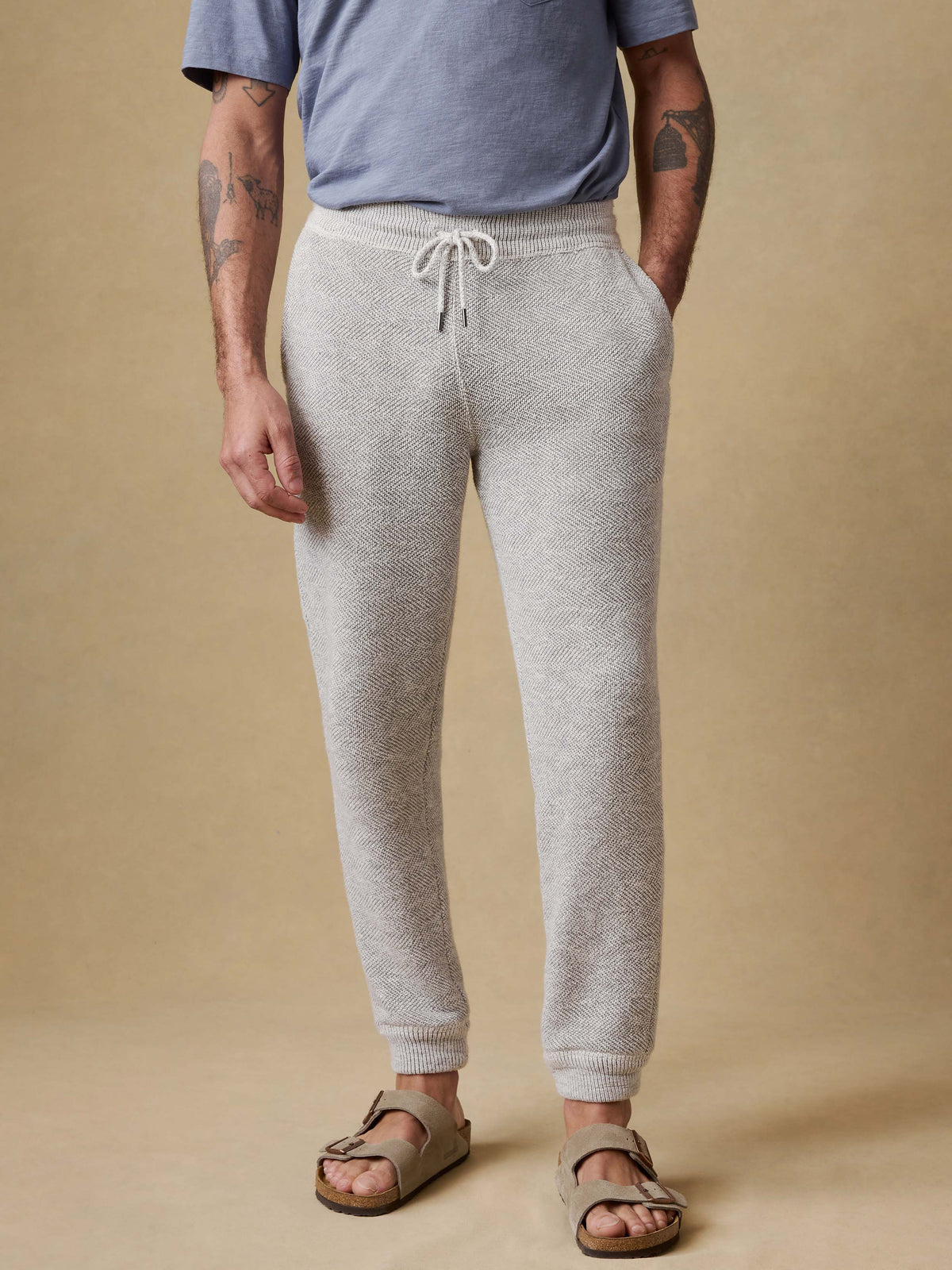 SP26-Faherty-Mens-MBS2402-GSL-Whitewater_Sweatpant-Grey_Shell_Loop_OM_FRONT_CROP_1_Web.jpg