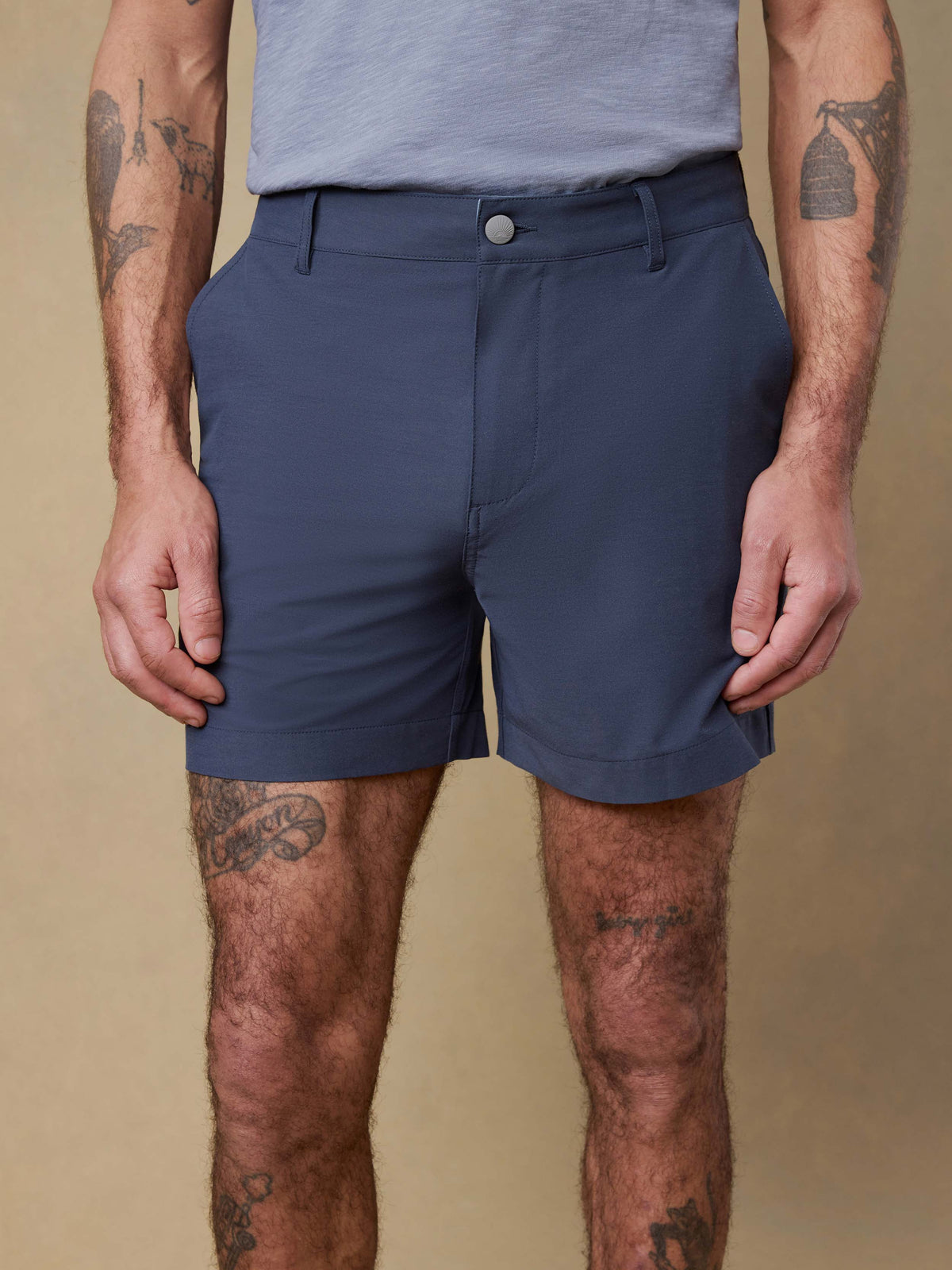 SP26-Faherty-Mens-MBS2524-BLN-All_Day_Short_5-Blue_Nights_OM_DETAIL1_1_Web.jpg