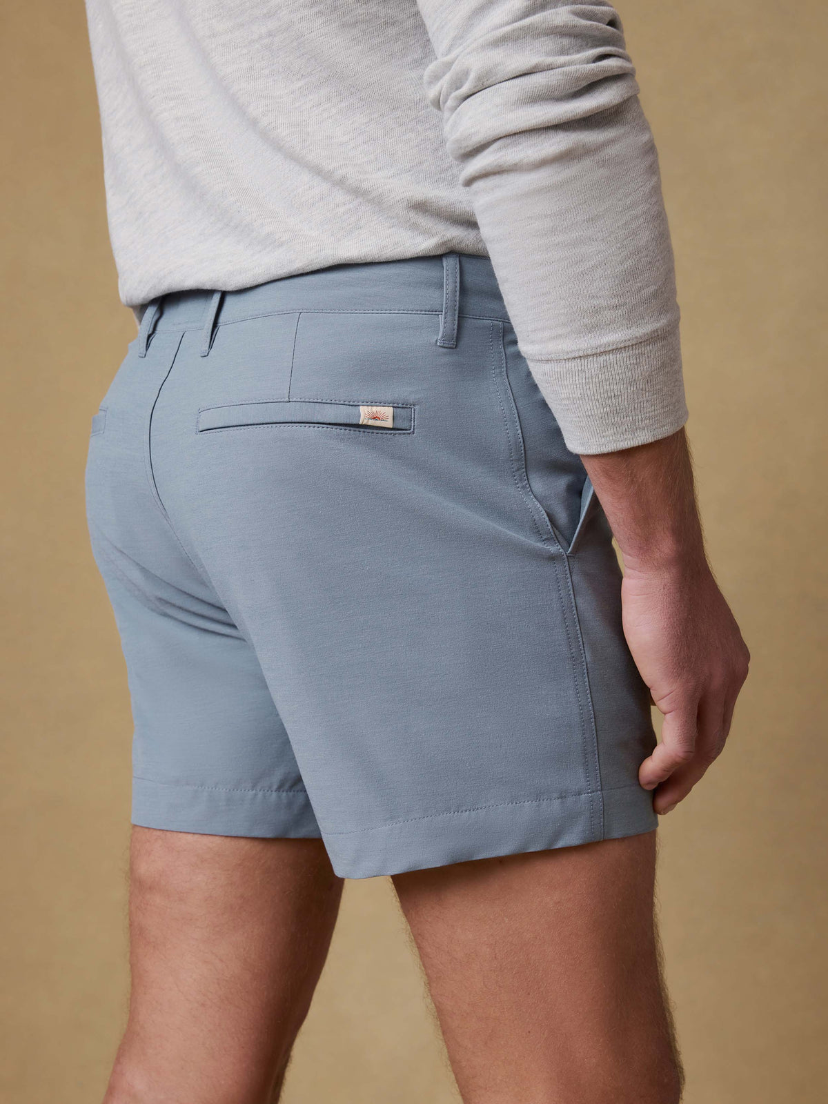 SP26-Faherty-Mens-MBS2524-DMR-All_Day_Short_5-Deep_Marine_OM_DETAIL2_1_Web.jpg