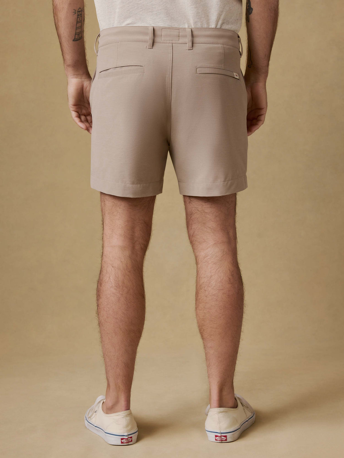 SP26-Faherty-Mens-MBS2524-KHK-All_Day_Short_5-Khaki_OM_BACK_CROP_1_Web.jpg