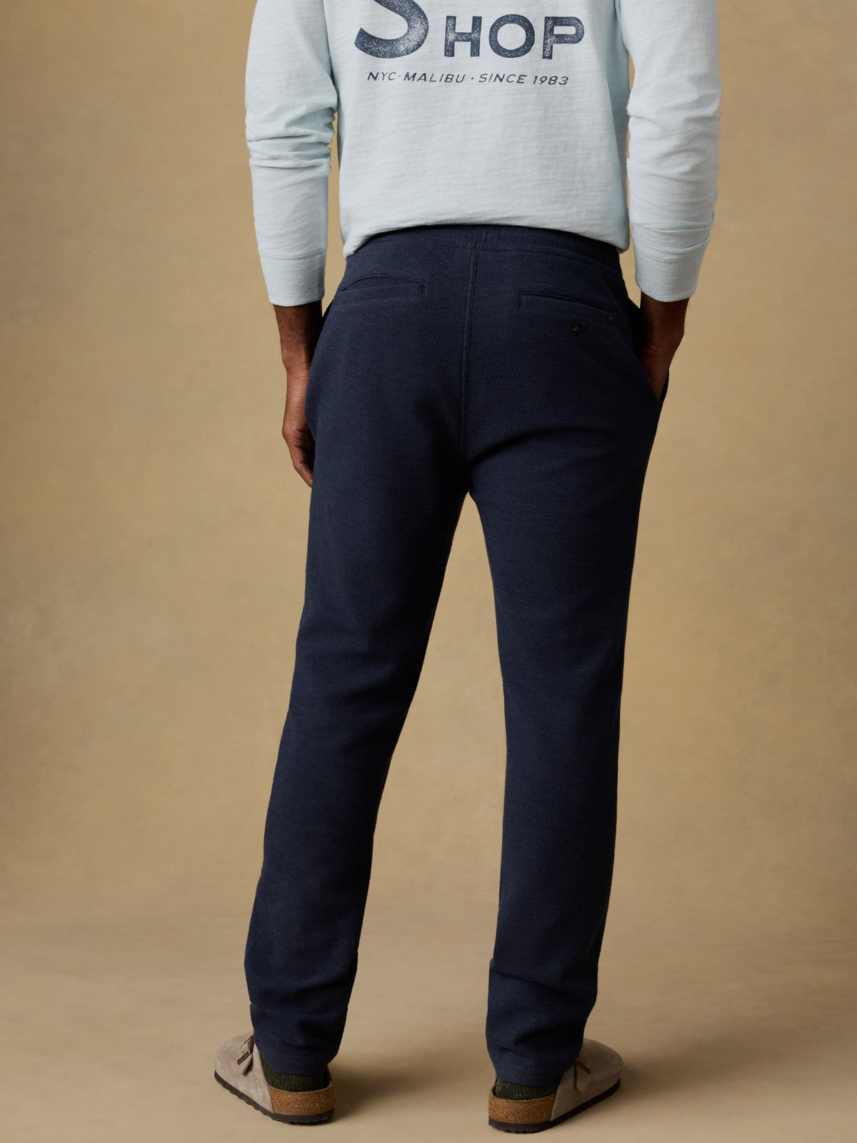 SP26-Faherty-Mens-MBS2635-NAR-HighlandKnitPant-NavyRidgeMelange_OM_BACK_CROP_1_Web.jpg