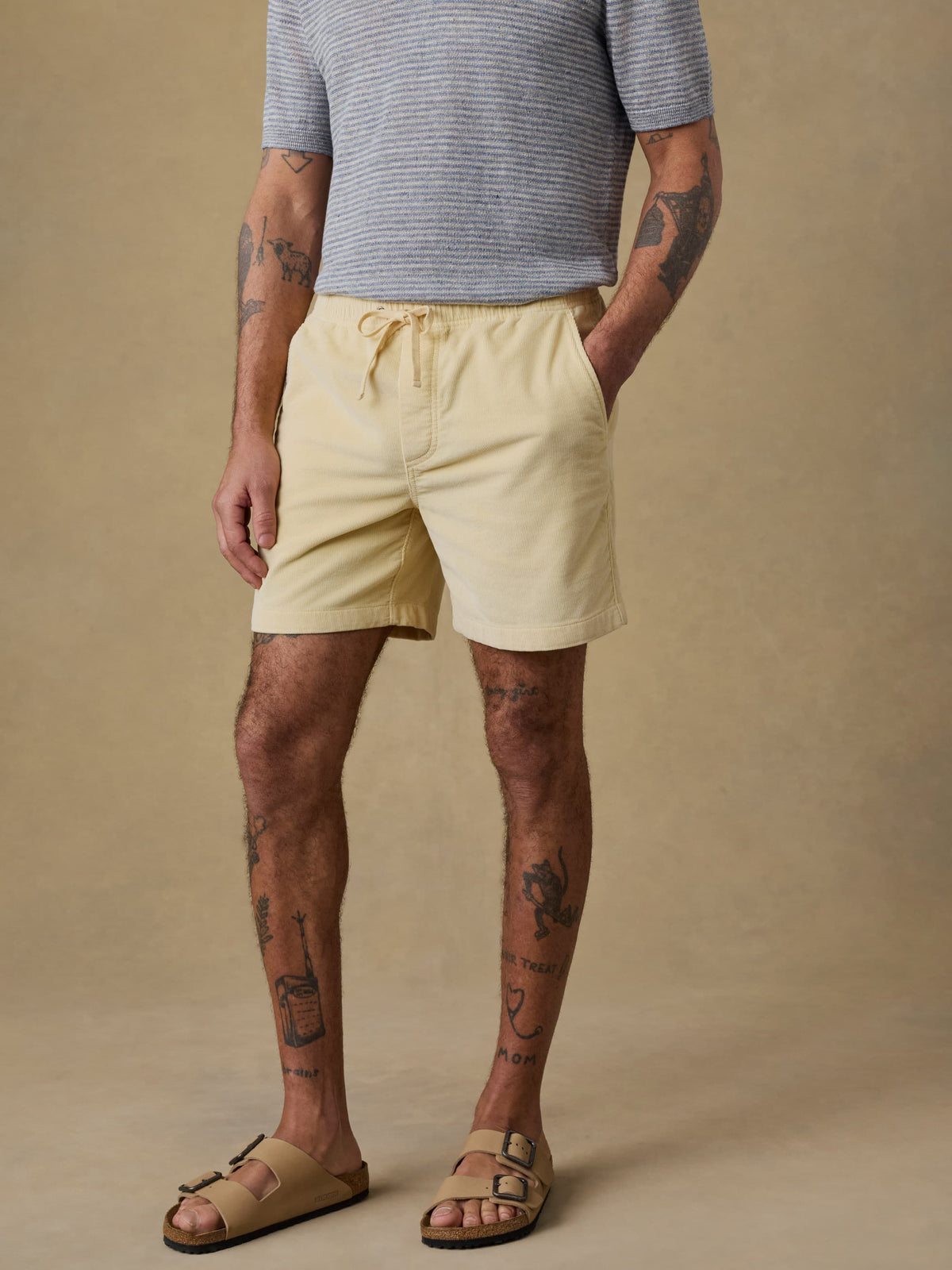 SP26-Faherty-Mens-MBS2645-DFU-EssentialCorduroyShort-FadedSun_OM_FRONT_CROP_1_Web.jpg