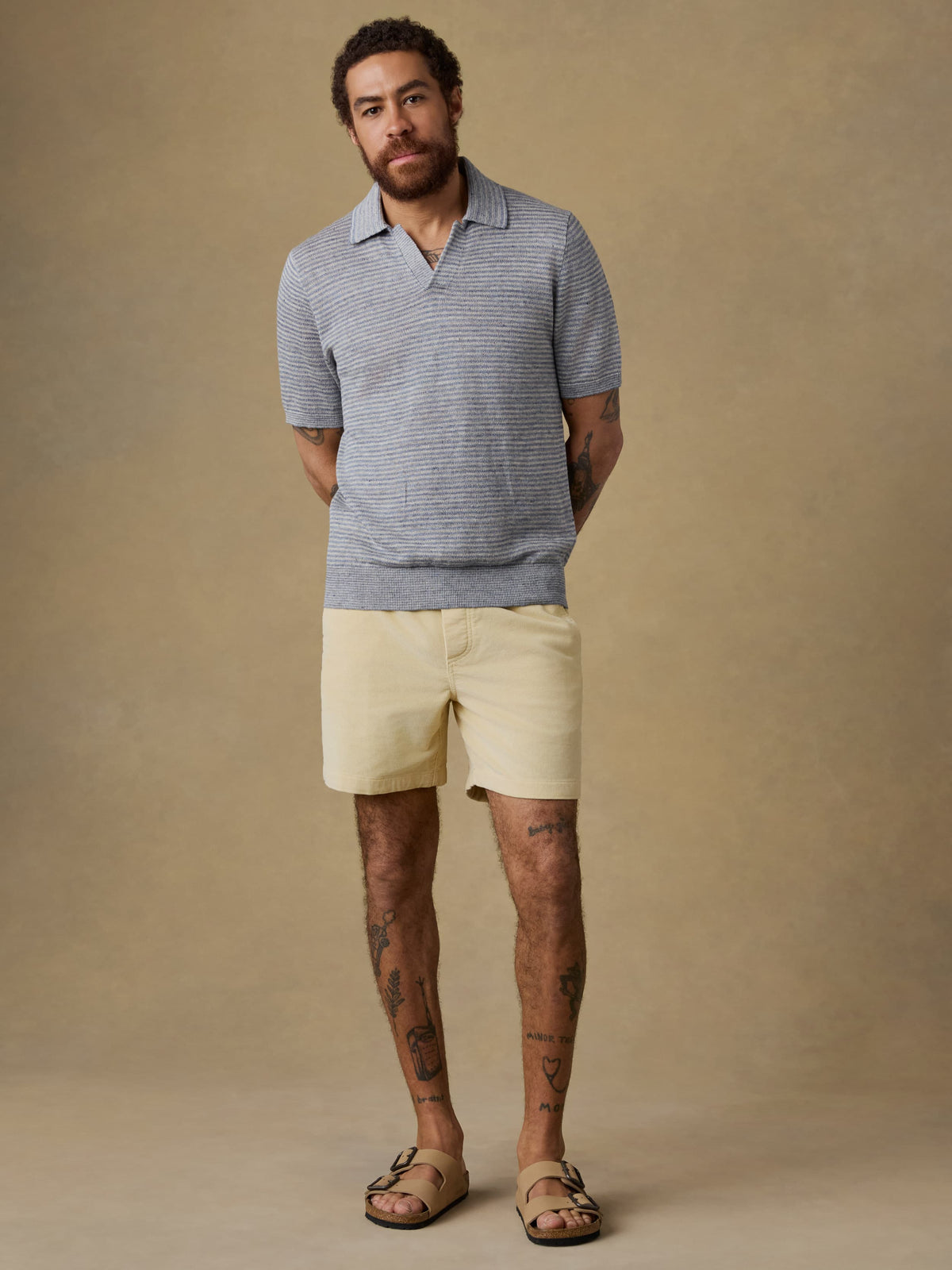 SP26-Faherty-Mens-MBS2645-DFU-EssentialCorduroyShort-FadedSun_OM_FULL_BODY_1_Web.jpg