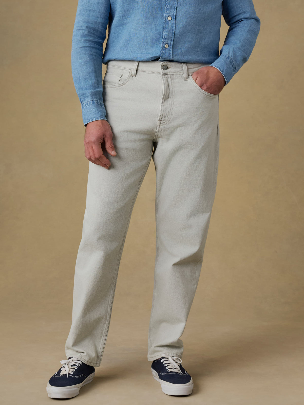 SP26-Faherty-Mens-MDS2601-BIR-OrganicCottonDenim-Birch_OM_2544_Web.jpg