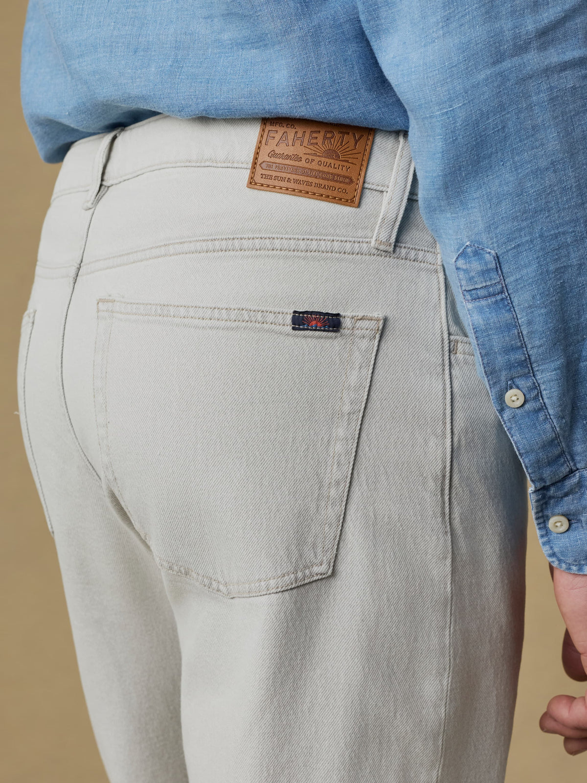 SP26-Faherty-Mens-MDS2601-BIR-OrganicCottonDenim-Birch_OM_2546_Web.jpg