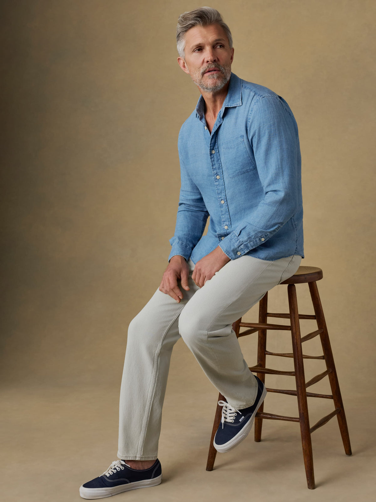 SP26-Faherty-Mens-MDS2601-BIR-OrganicCottonDenim-Birch_OM_2548_Web.jpg