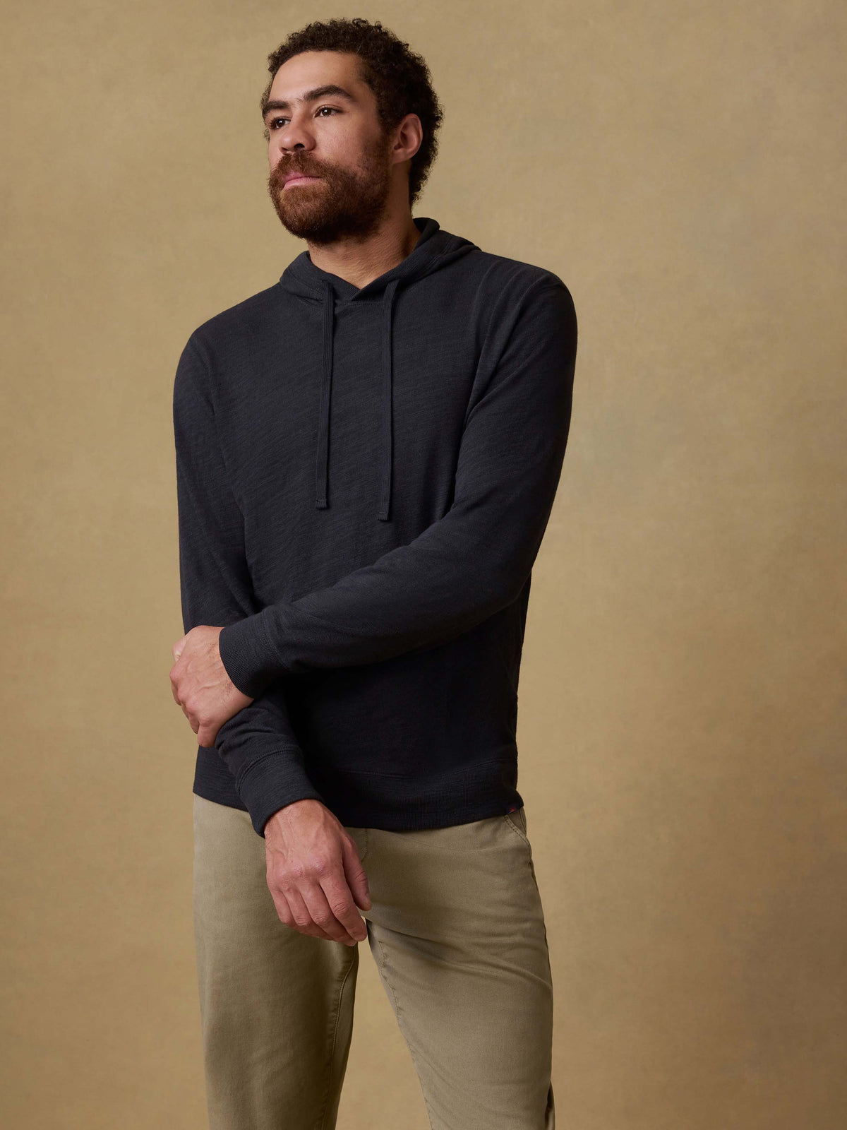 SP26-Faherty-Mens-MKC0096-RIB-Sunwashed_Slub_Hoodie-Ridge_Black_OM_EDITORIAL_1_Web.jpg