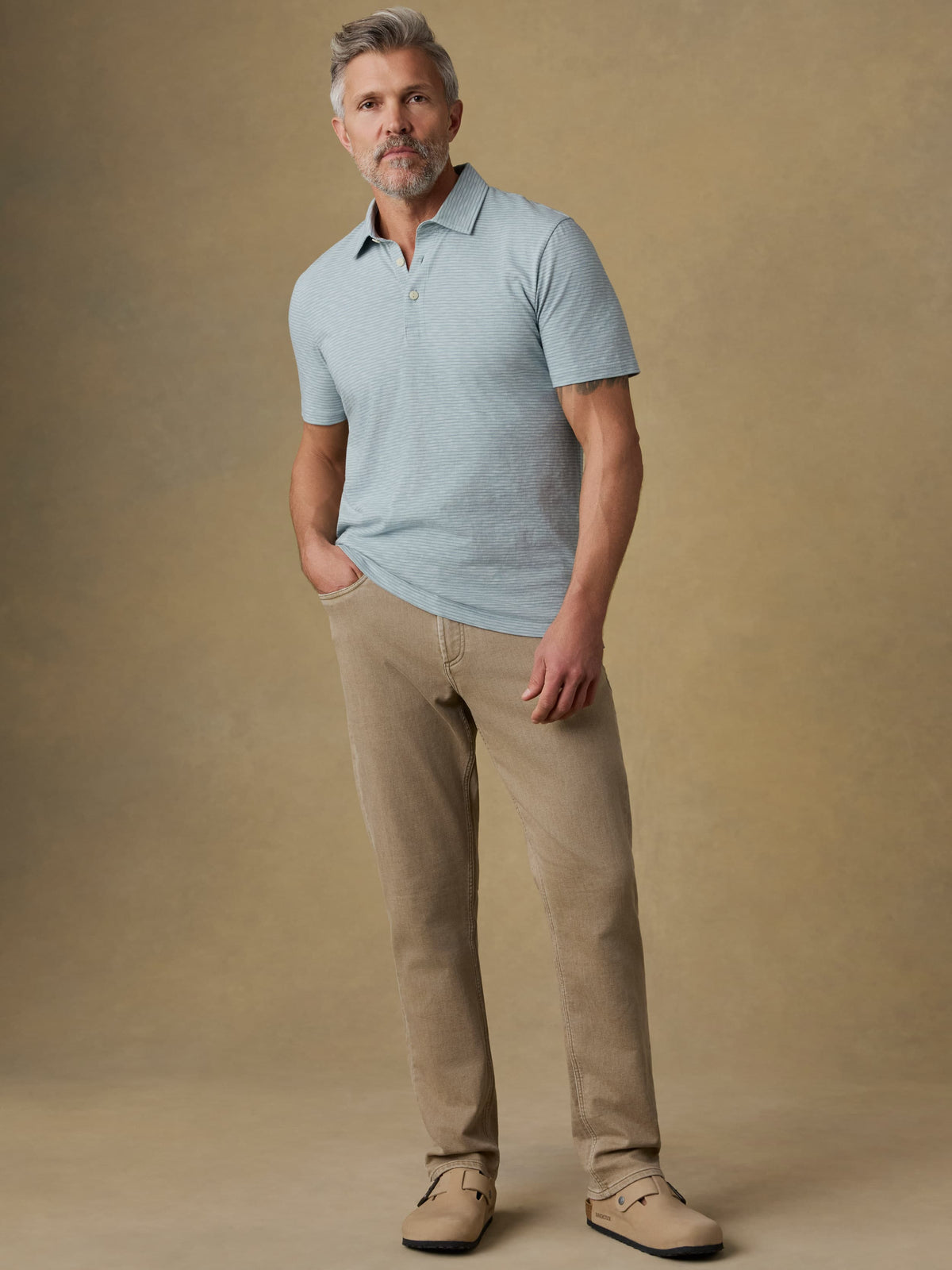 SP26-Faherty-Mens-MKS2530-DMI-SunwashedTshirtPolo-DuneStripeMist_OM_2520_Web.jpg