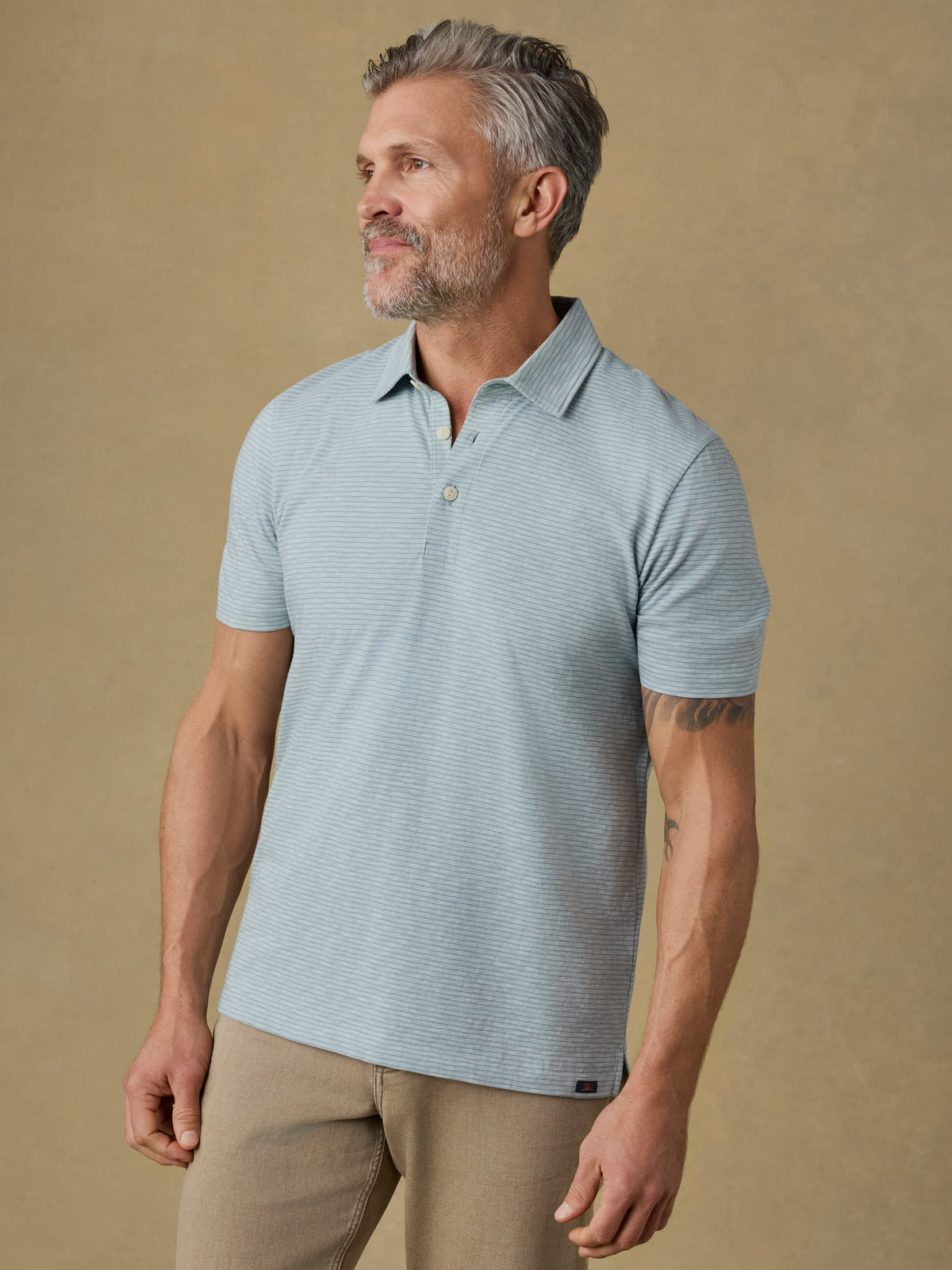 SP26-Faherty-Mens-MKS2530-DMI-SunwashedTshirtPolo-DuneStripeMist_OM_2521_Web.jpg