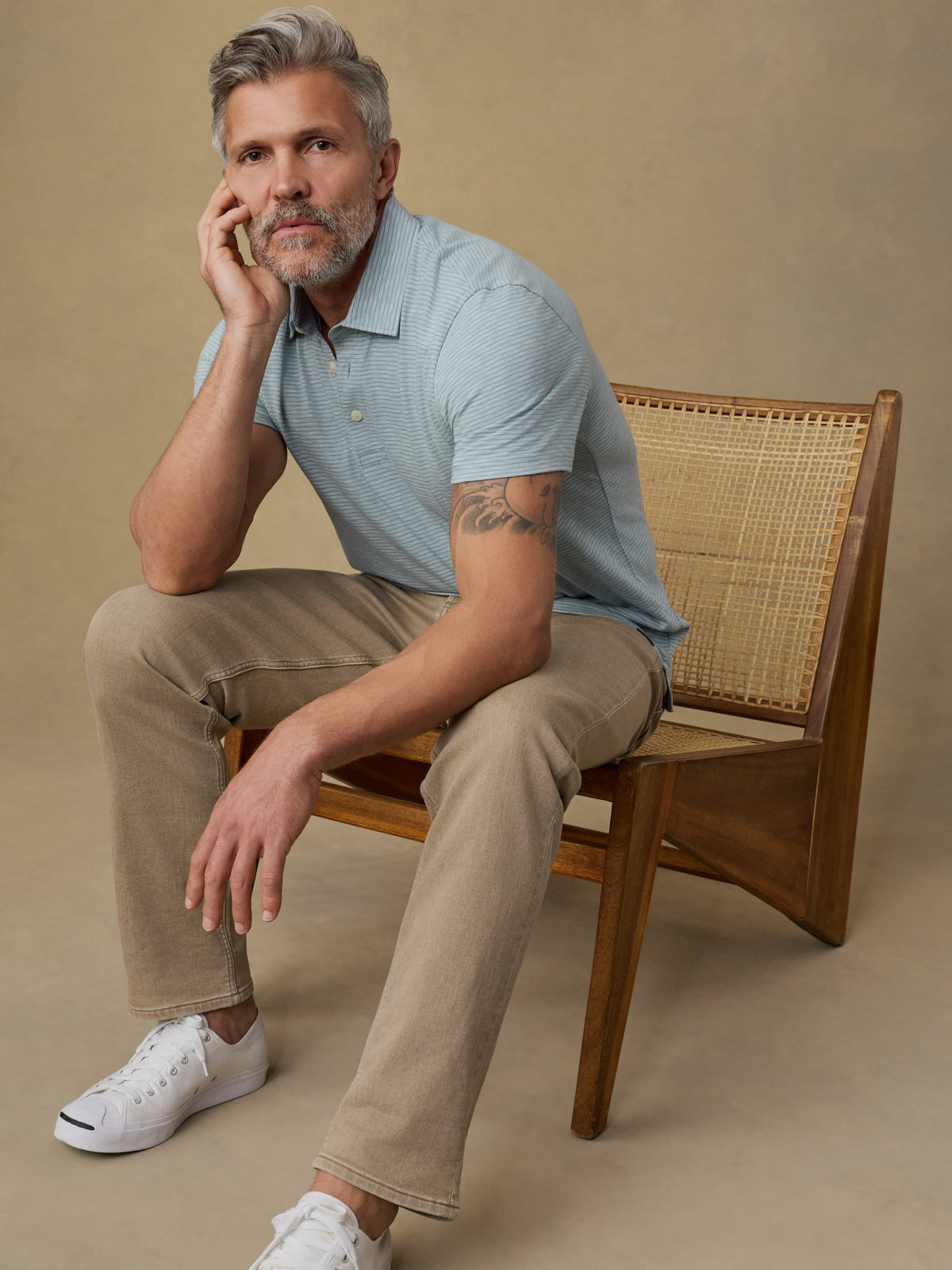 SP26-Faherty-Mens-MKS2530-DMI-SunwashedTshirtPolo-DuneStripeMist_OM_2527_Web.jpg