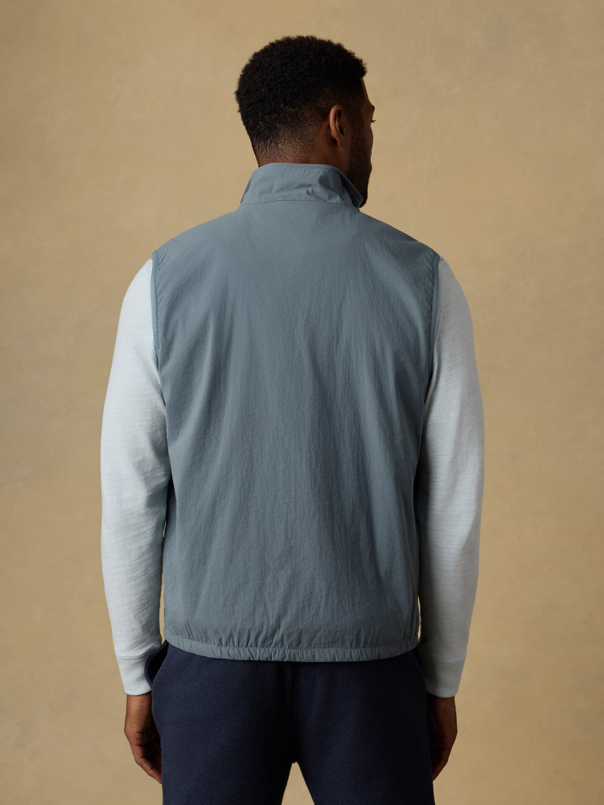 SP26-Faherty-Mens-MOF2508-SLU-ShoreliteZephyrVest-SeaglassBlue_OM_BACK_CROP_1_Web.jpg