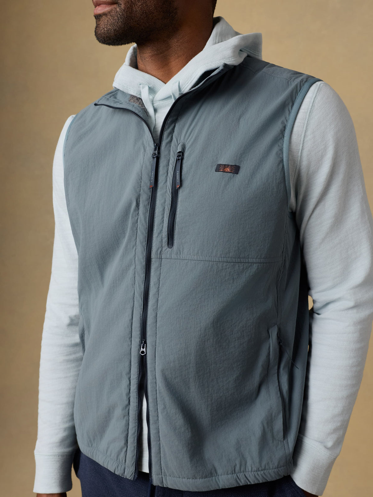 SP26-Faherty-Mens-MOF2508-SLU-ShoreliteZephyrVest-SeaglassBlue_OM_DETAIL1_1_Web.jpg