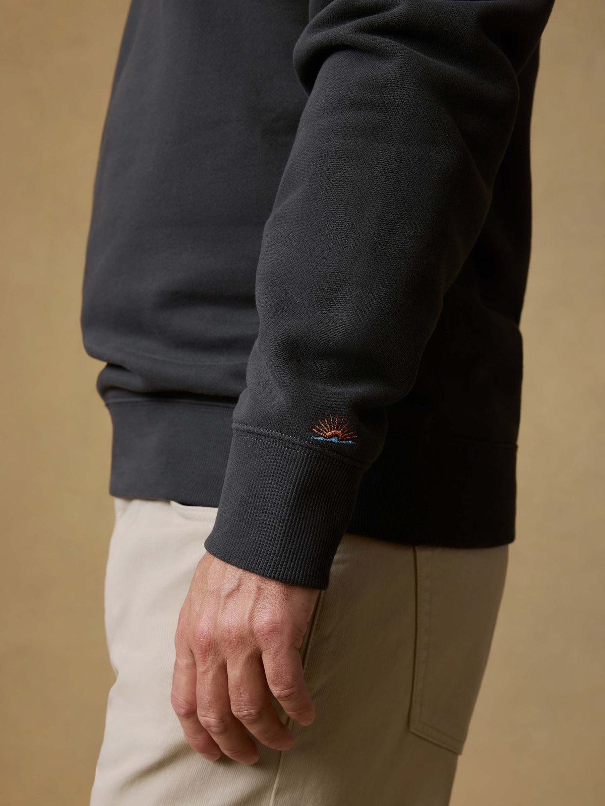 SP26-Faherty-Mens-MQF2412-MBA-High_Standard_Fleece_Crewneck-Mountain_Black_OM_DETAIL2_1_Web.jpg