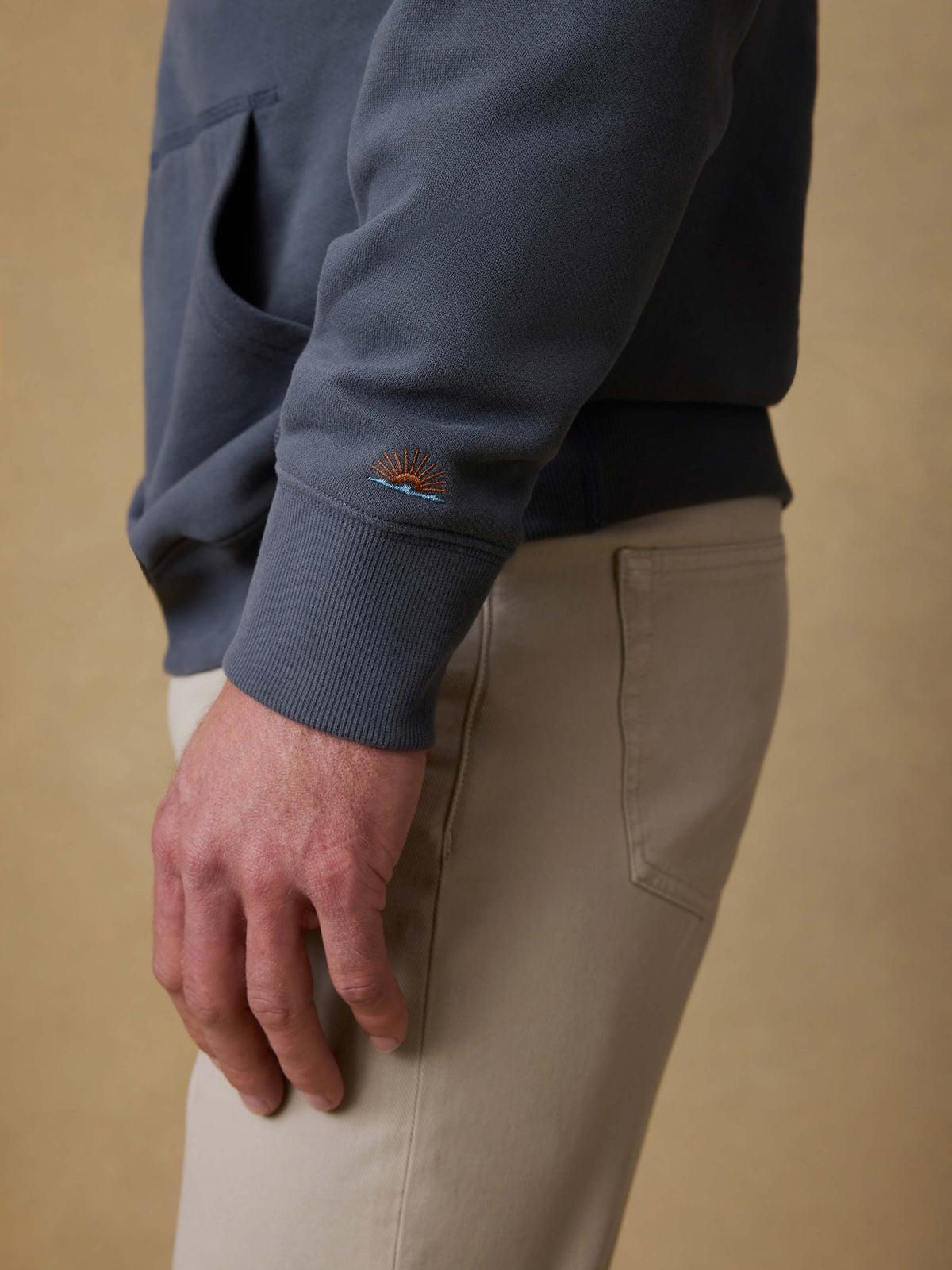 SP26-Faherty-Mens-MQF2413-BLN-High_Standard_Fleece_Hoodie-Blue_Nights_OM_DETAIL2_1_Web.jpg