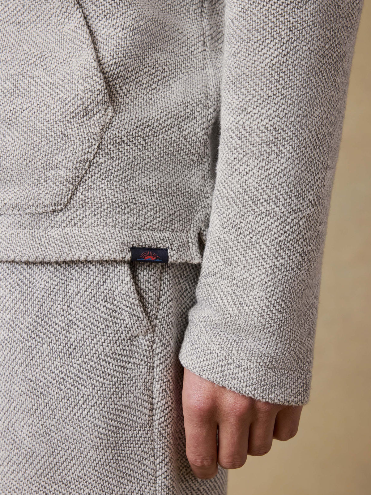 SP26-Faherty-Mens-MQS2519-GSL-Whitewater_Hoodie-Grey_Shell_Loop_OM_DETAIL2_1_Web.jpg