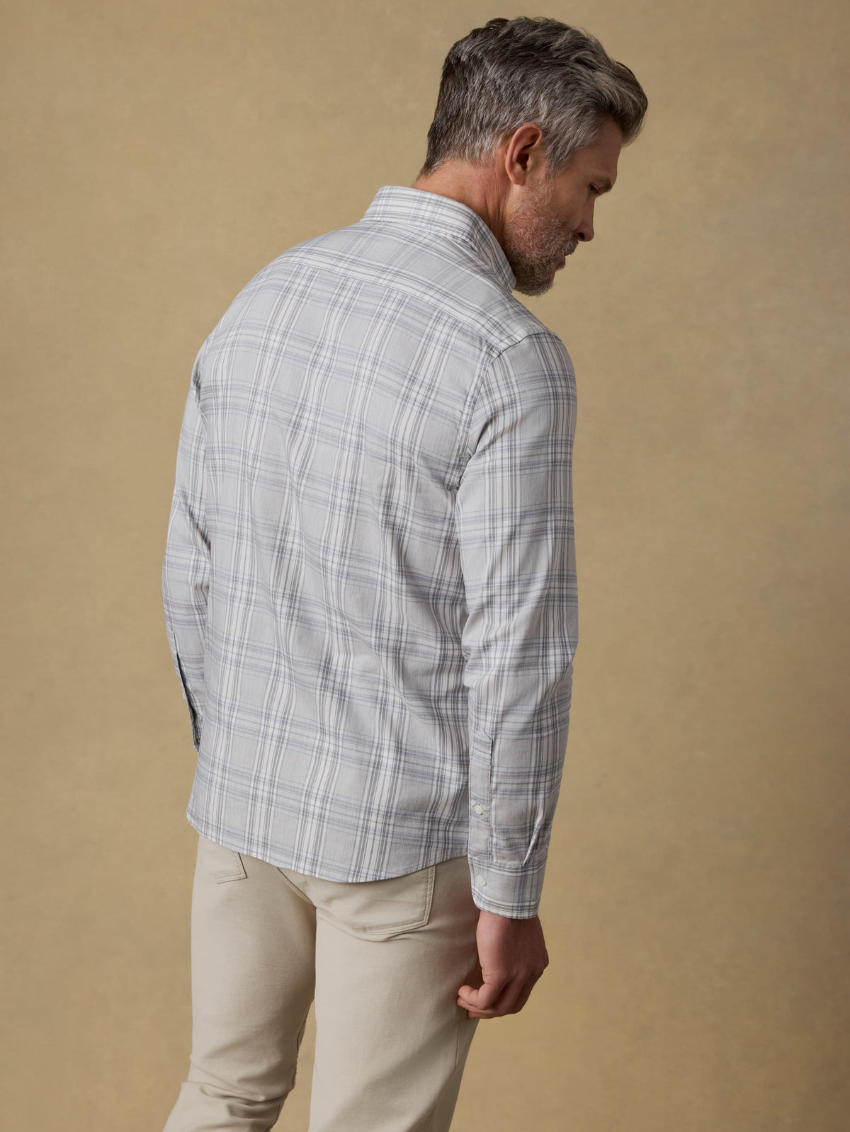 SP26-Faherty-Mens-MWC0082-GYL-TheMovementShirt-GreyCloudPlaid_OM_BACK_CROP_1_Web.jpg