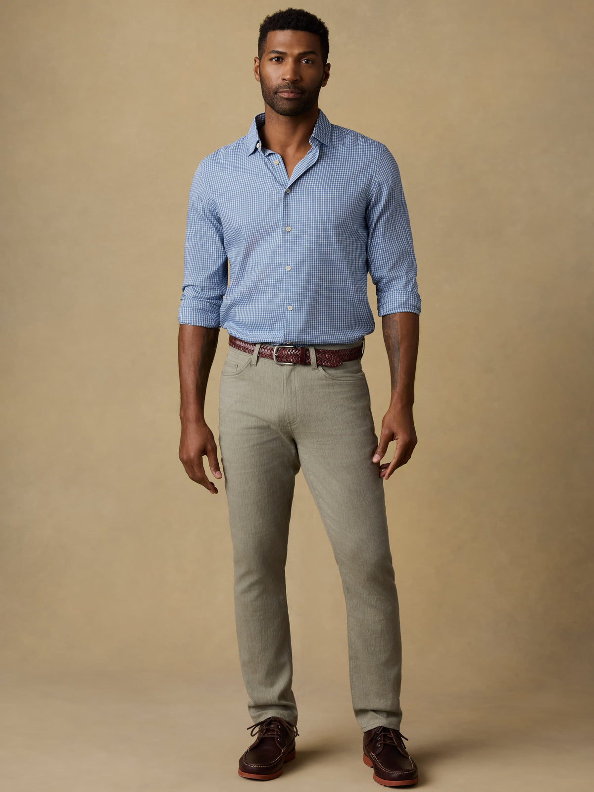 SP26-Faherty-Mens-MWS2509-WHK-MovementMontereyShirt-WhiteBlueCheck_OM_FULL_BODY_1_Web.jpg