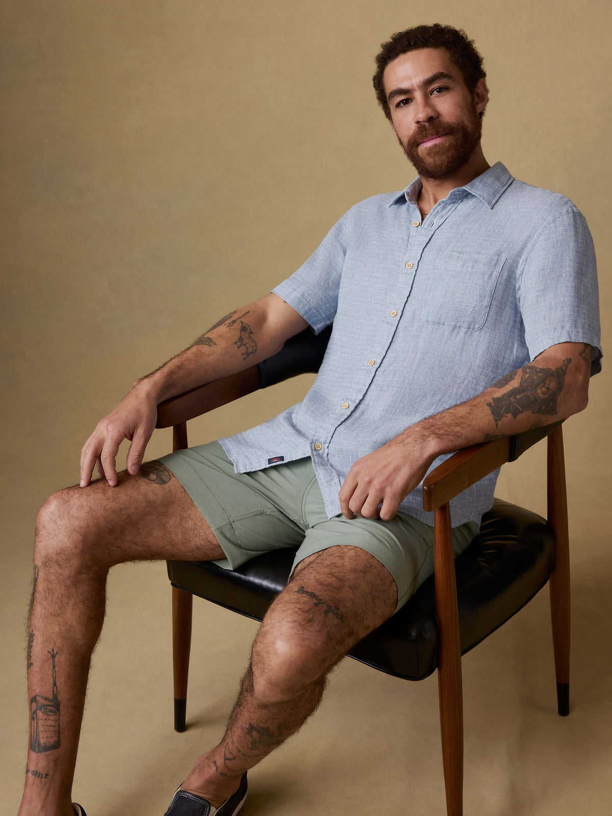 SP26-Faherty-Mens-MWS2515-BBV-SsPalmaLinenShirt-BlueBasketweave_OM_EDITORIAL_1_Web.jpg