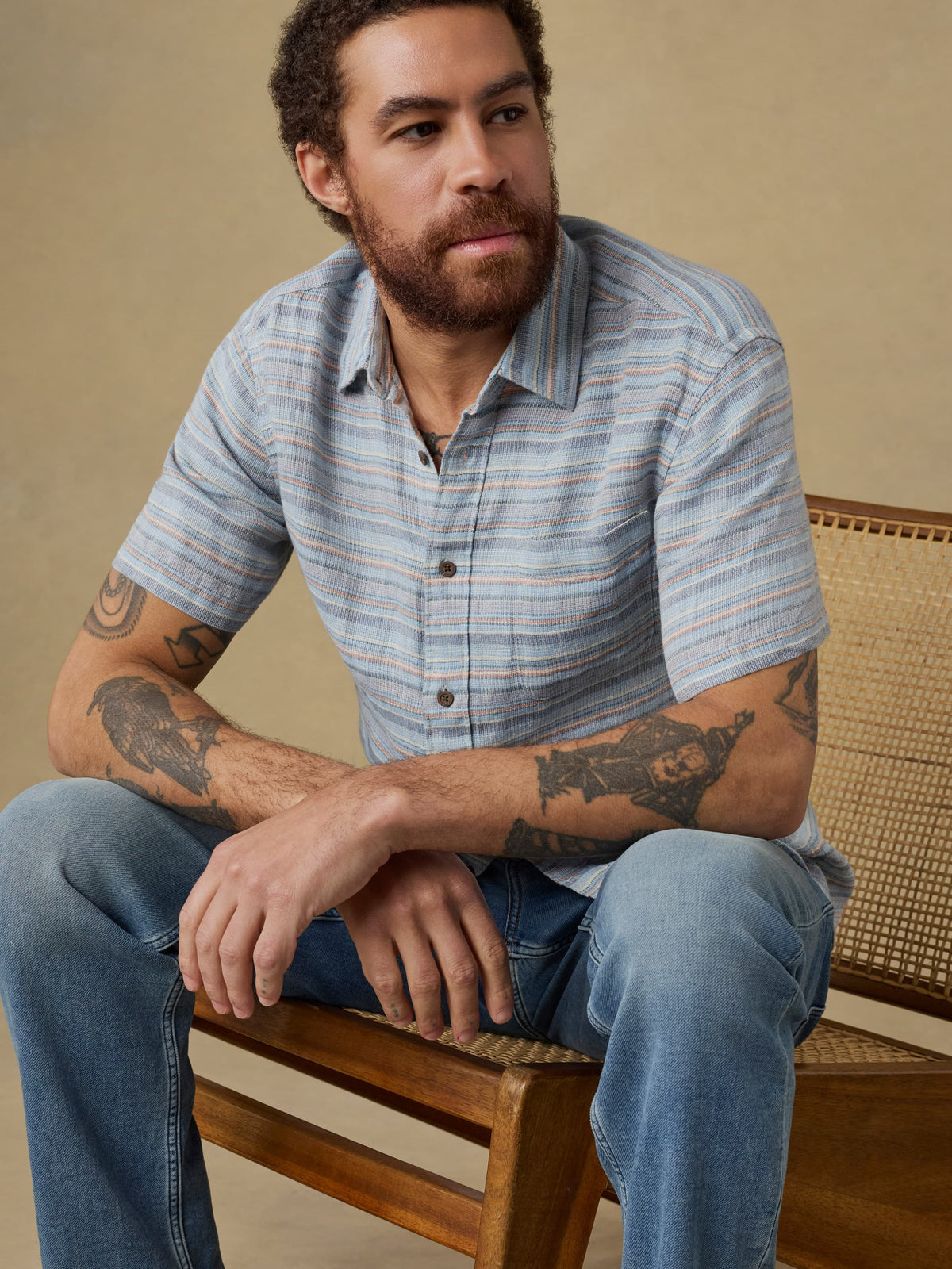 SP26-Faherty-Mens-MWS2515-BUU-SsPalmaLinenShirt-BlueGulfStripe_OM_WS_2448_Web.jpg