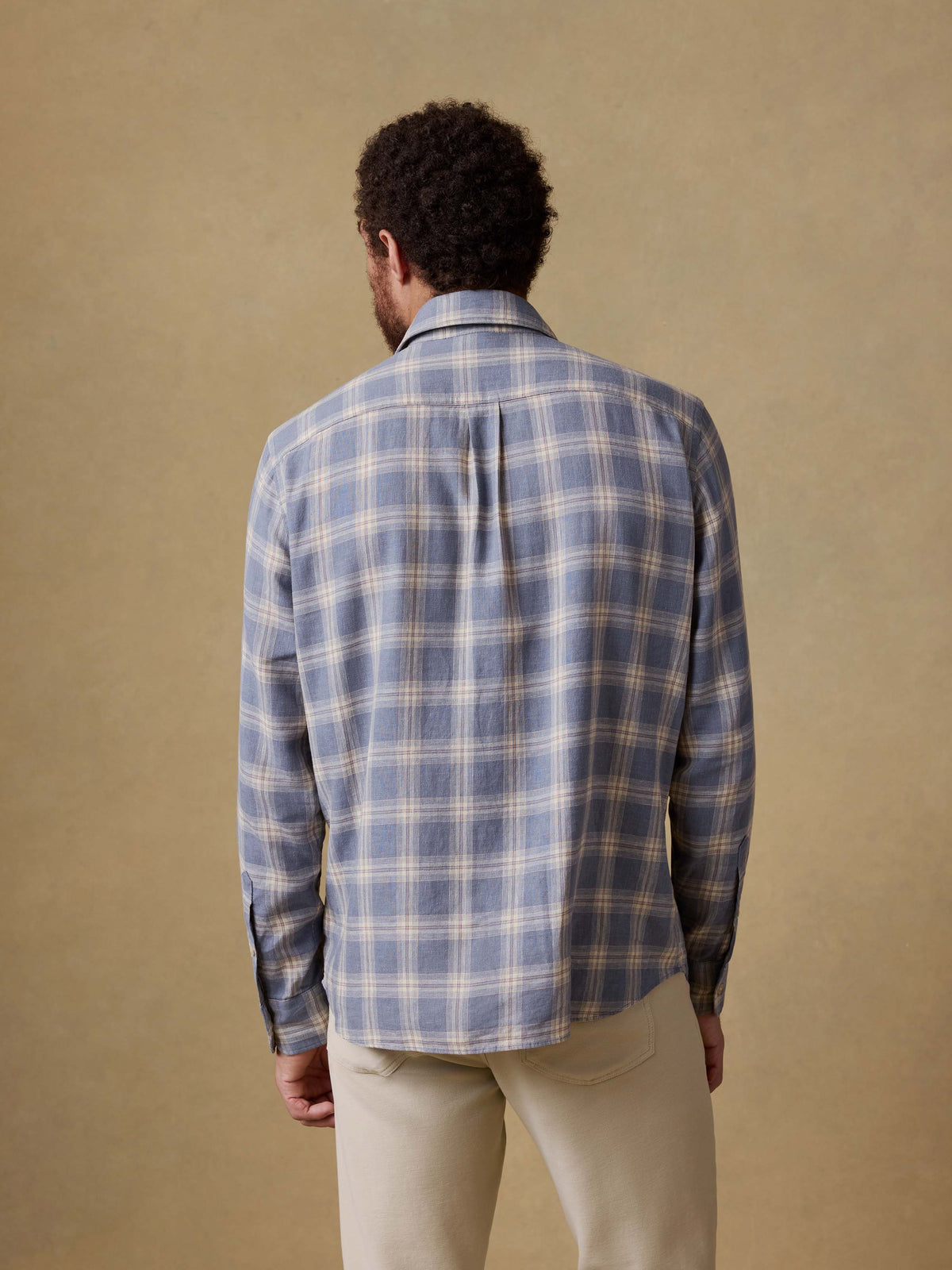 SP26-Faherty-Mens-MWS2616-OFT-HuntingIslandShirt-ShoreFlintPlaid_OM_BACK_CROP_1_Web.jpg