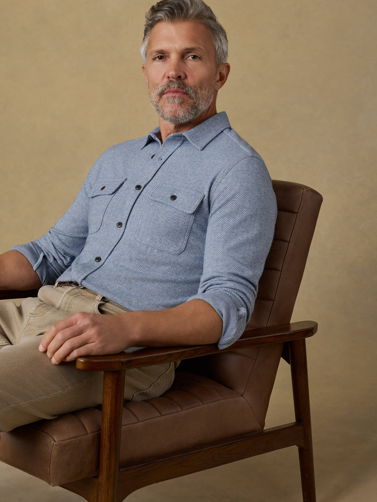 SP26-Faherty-Mens-MXC0002-DHB-LegendSweaterShirt-DustyBlueHerringbone_OM_2431_Web.jpg