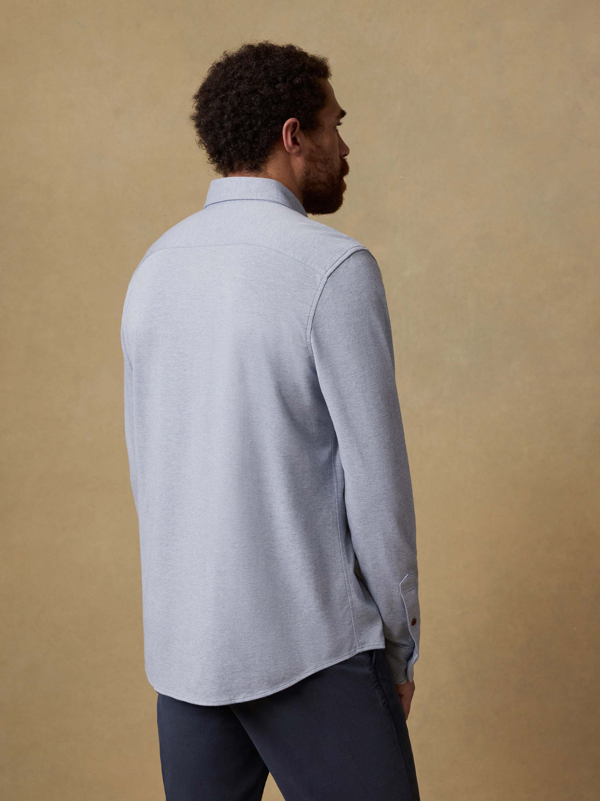 SP26-Faherty-Mens-MXF2400-OBU-CoastlineKnitShirt-OceansideBlue_OM_BACK_CROP_1_Web.jpg