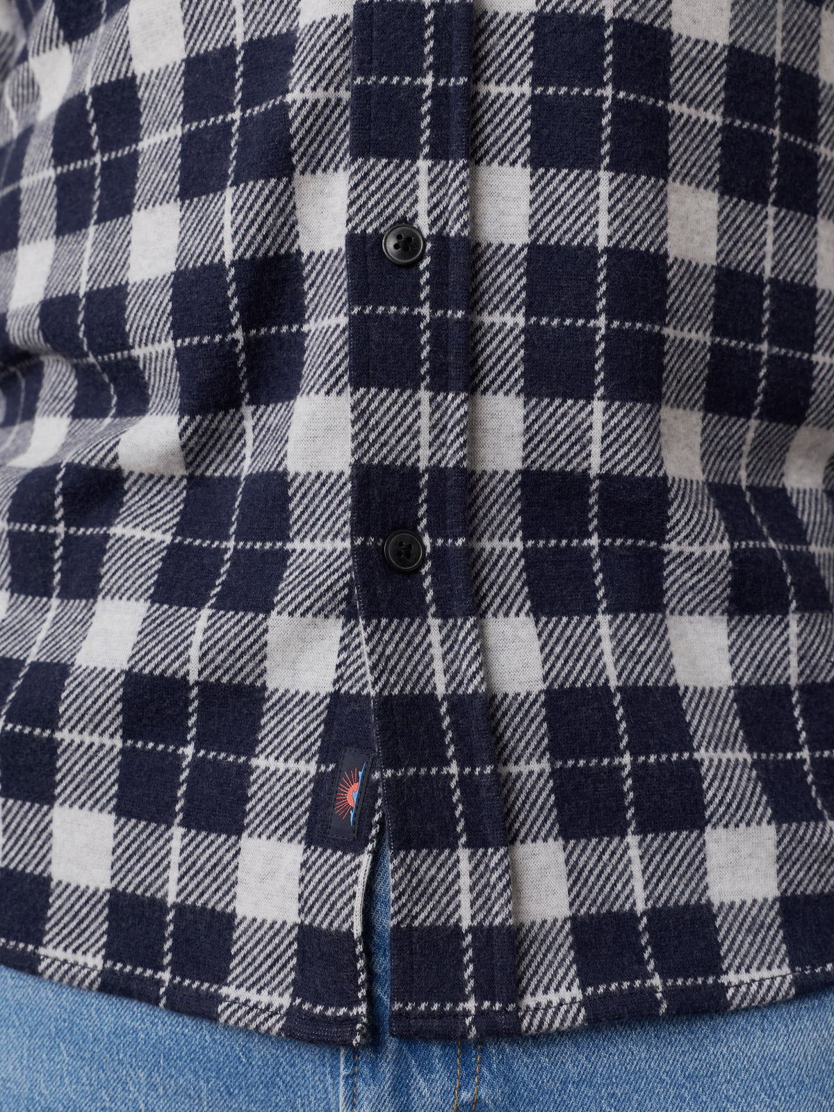 SP26-Faherty-Mens-MXH2309-MII-LegendSweaterShirt_SinglePocket-MidnightLakePlaid_OM_DETAIL2_1_Web.jpg