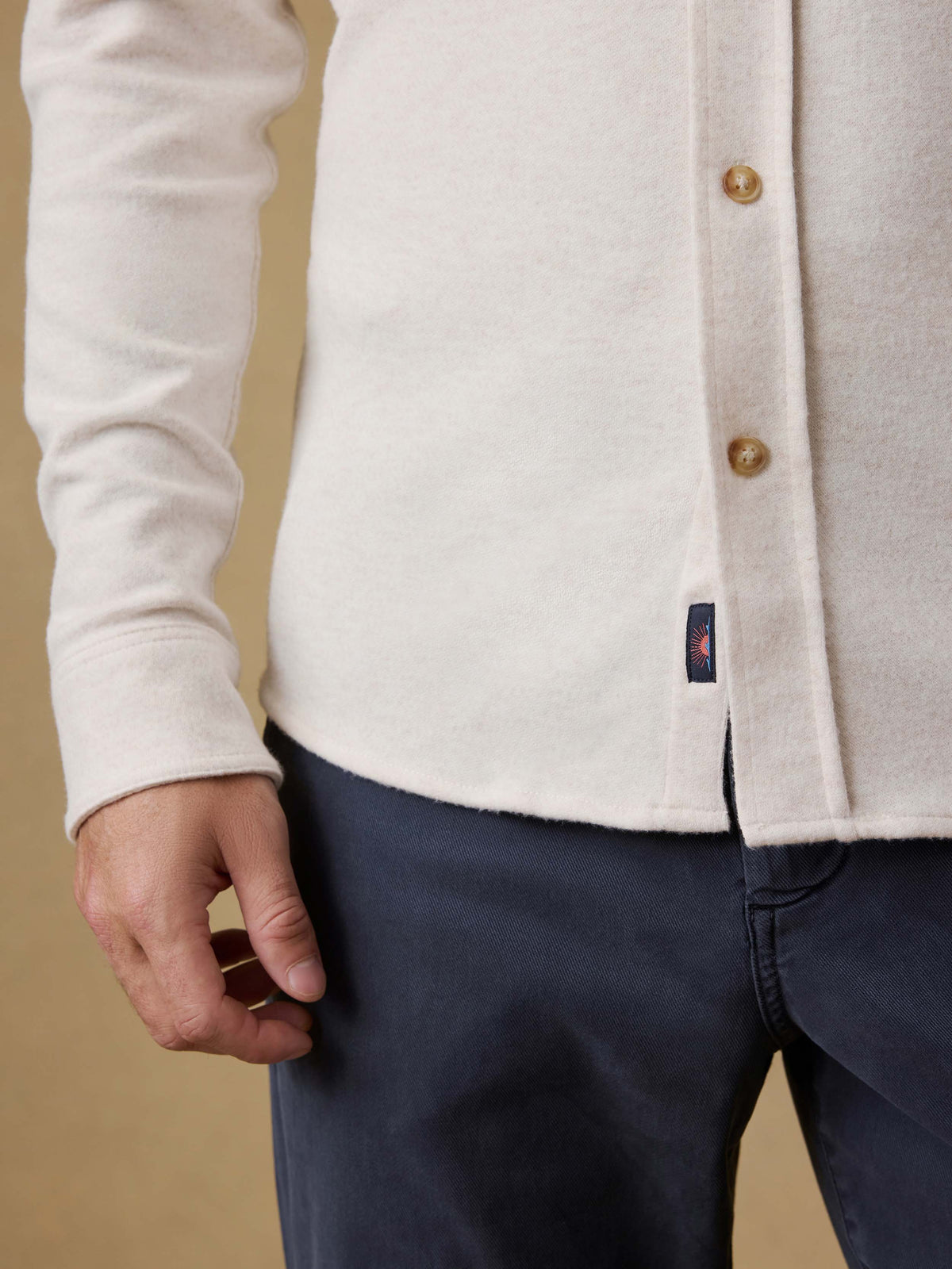 SP26-Faherty-Mens-MXH2309-OFW-LegendSweaterShirt_SinglePocket-OffWhite_OM_DETAIL1_1_Web.jpg
