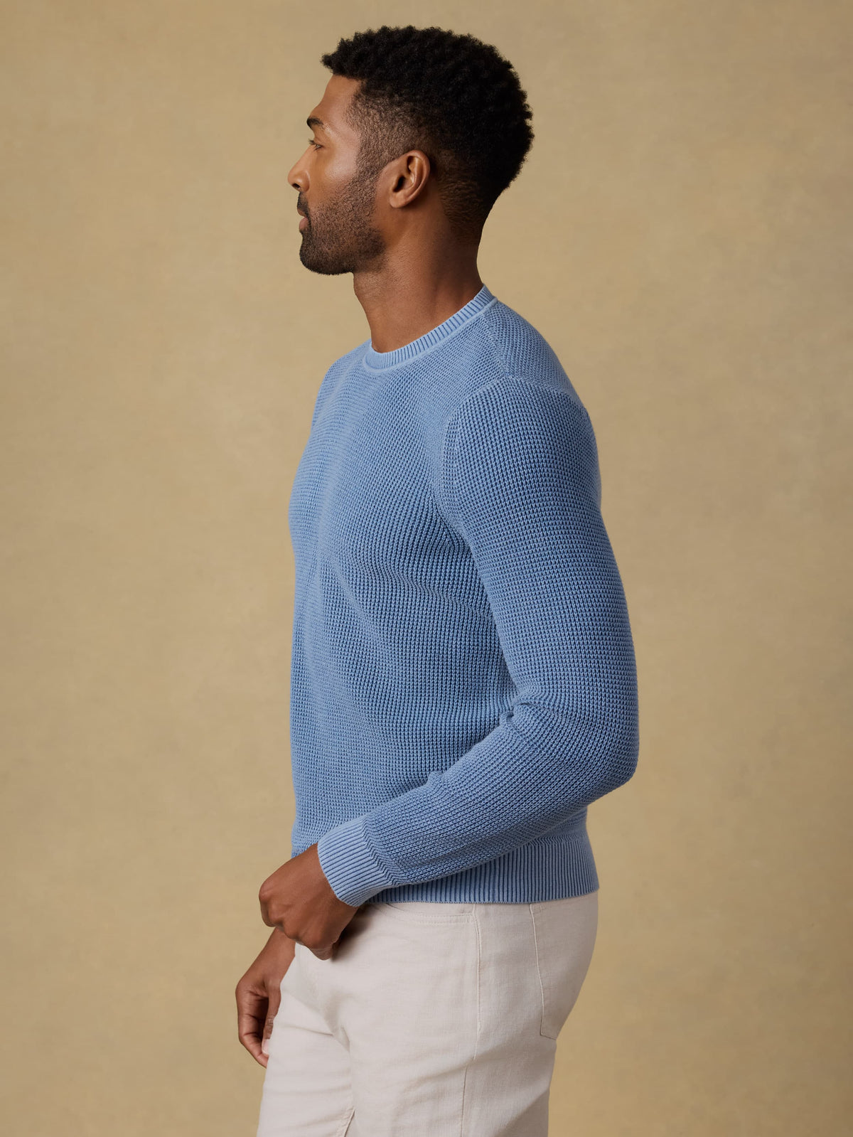 SP26-Faherty-Mens-MYF2313-LSE-SunwashedCrewneckSweater-BlueSea_OM_FRONT_CROP_2_Web.jpg