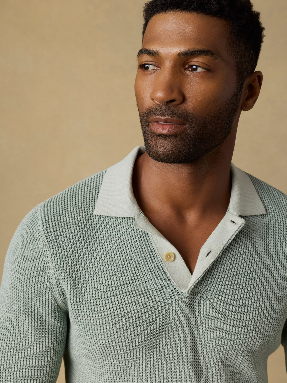 SP26-Faherty-Mens-MYS2500-ERK-LsSunwashedSweaterPolo-SeaBreak_OM_DETAIL1_1_Web.jpg