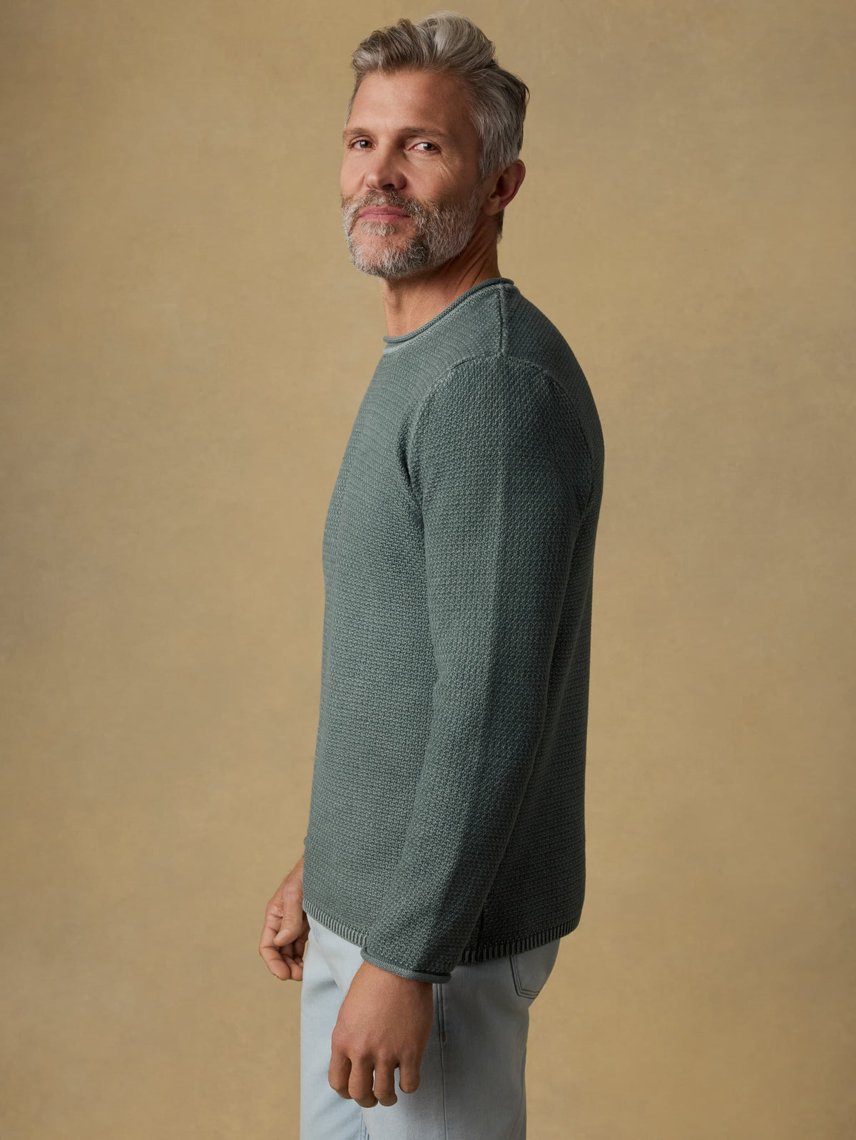 SP26-Faherty-Mens-MYS2625-MOV-SunwashedDocksideSweater-MountainOlive_OM_FRONT_CROP_2_Web.jpg