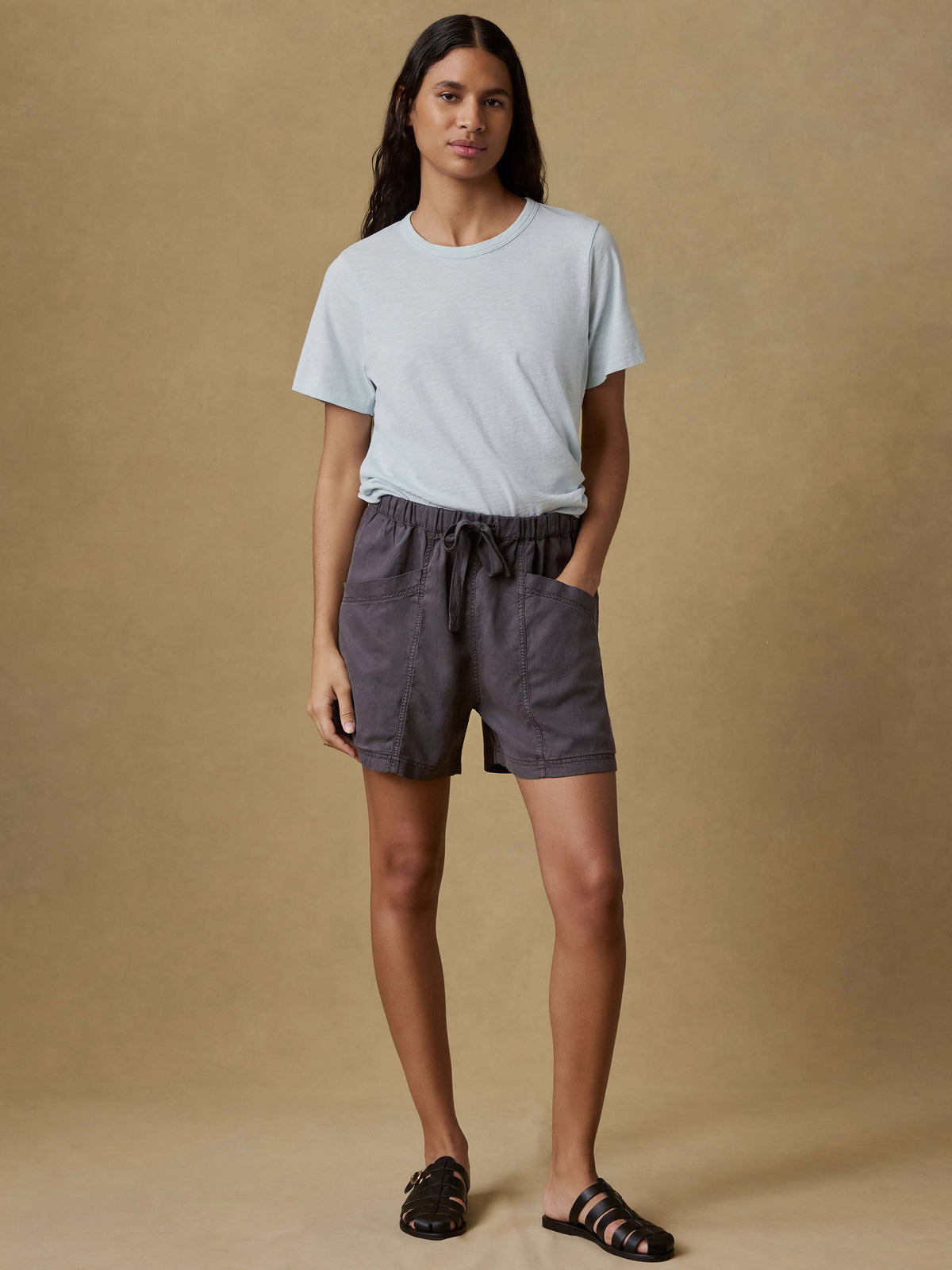 SP26-Faherty-Womens-WBS2523-WBK-TopangaDrapeShort-WashedBlack_OM_FULL_BODY_1_Web.jpg