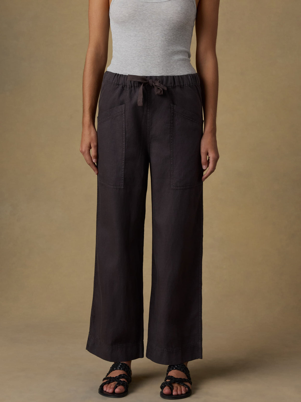 SP26-Faherty-Womens-WBS2648-WBK-TopangaDrapeAnklePant-WashedBlack_OM_FRONT_CROP_1_Web.jpg