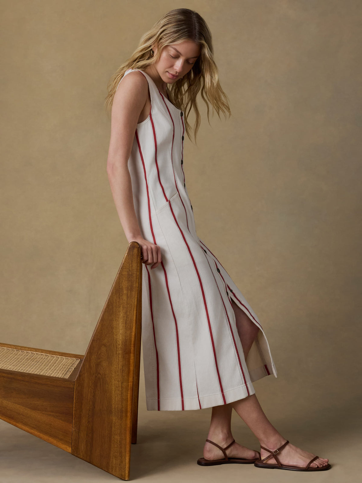 SP26-Faherty-Womens-WDS2636-NBT-TideweaveMalibuDress-NorthbayStripe_OM_EDITORIAL_1_Web.jpg