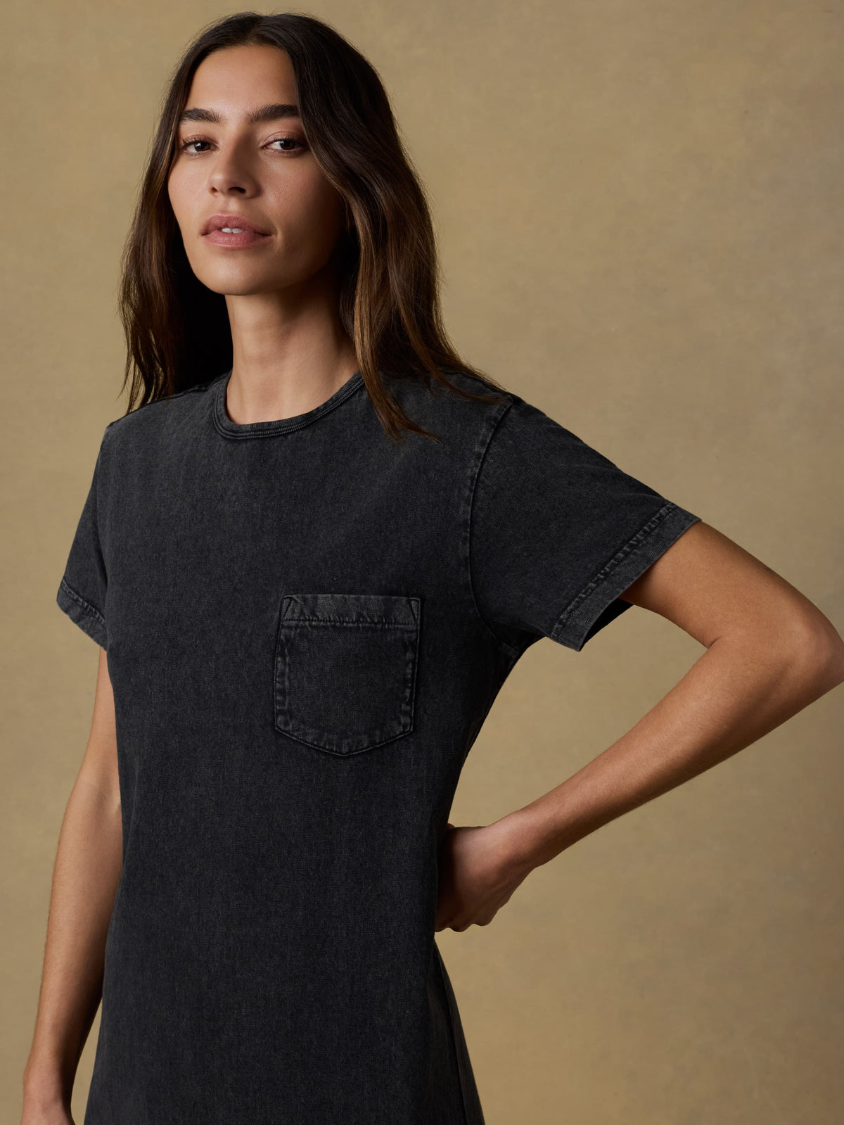 SP26-Faherty-Womens-WDS2639-WBK-RecycledCottonJerseyTShirtDress-WashedBlack_OM_FRONT_CROP_1_Web.jpg