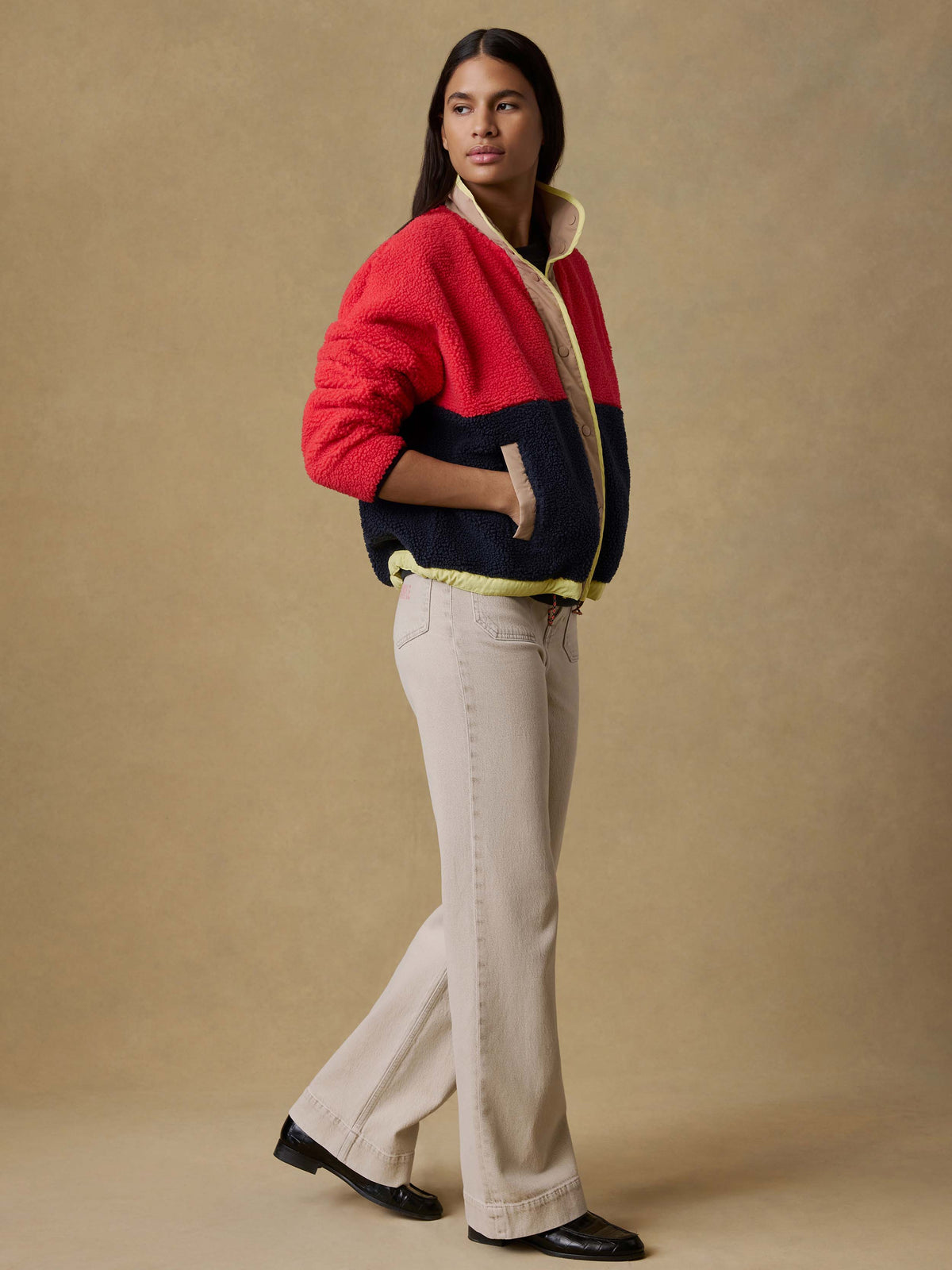 SP26-Faherty-Womens-WOH2533-AMU-FiresideFleeceJacket-CampfireSunset_OM_FULL_BODY_1_Web.jpg