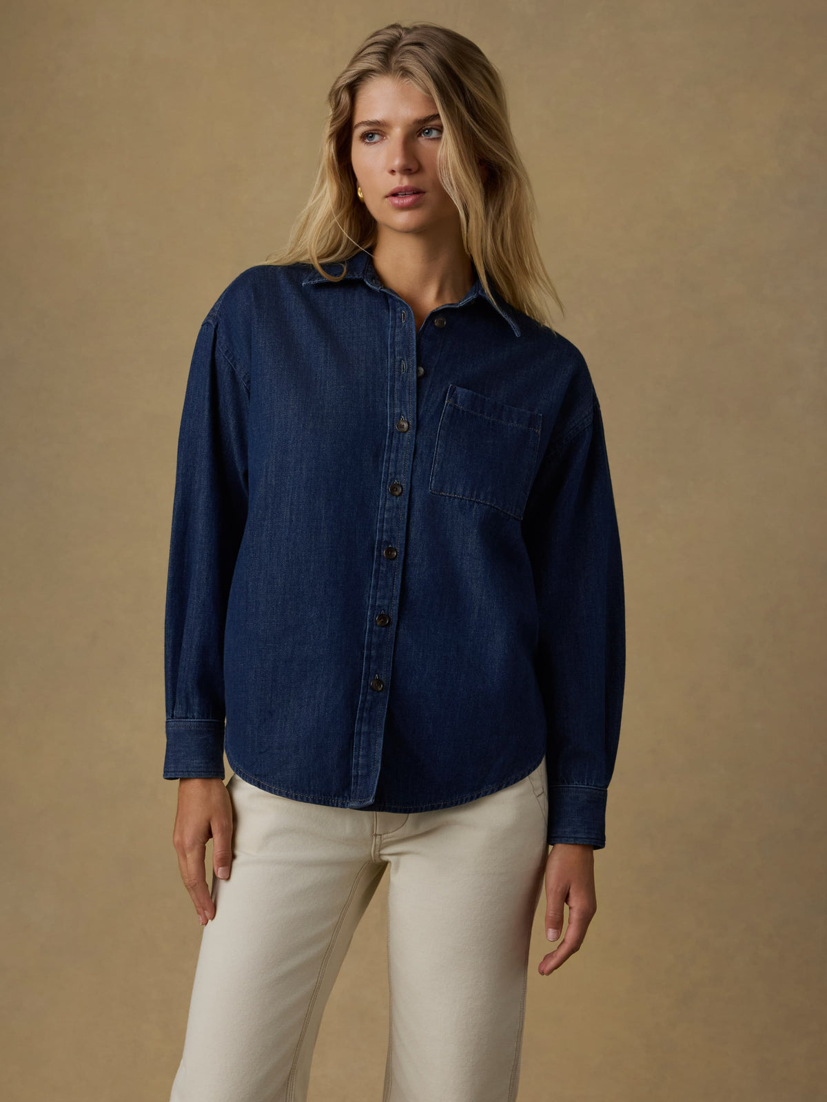SP26-Faherty-Womens-WWH2524-ARK-SunfairDenimShirt-DarkSeaWash_OM_FRONT_CROP_2_Web.jpg