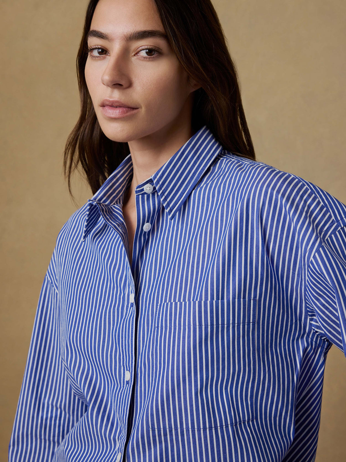 SP26-Faherty-Womens-WWS2602-ESC-CoastalPoplinRelaxedShirt-EndlessCoastStripe_OM_DETAIL2_1_Web.jpg