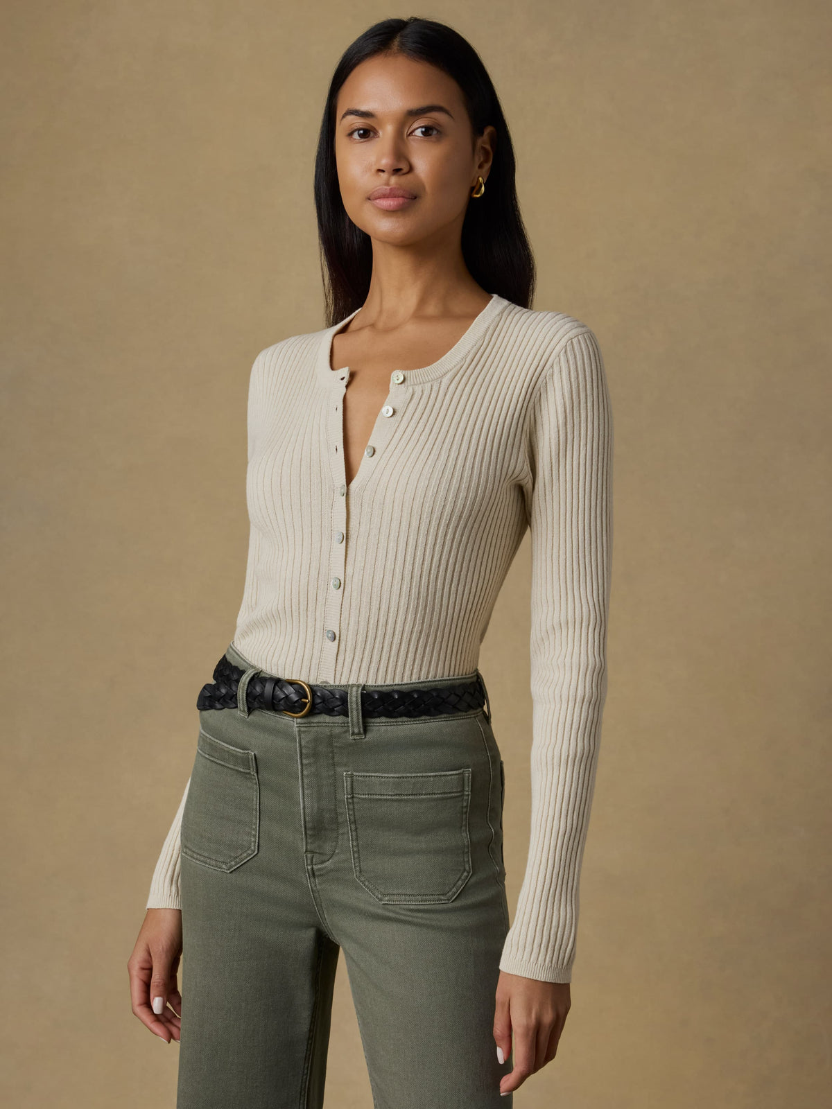 SP26-Faherty-Womens-WYS2617-SMD-MiramarLinenCrewneckCardigan-SummerSand_OM_FRONT_CROP_1_Web.jpg