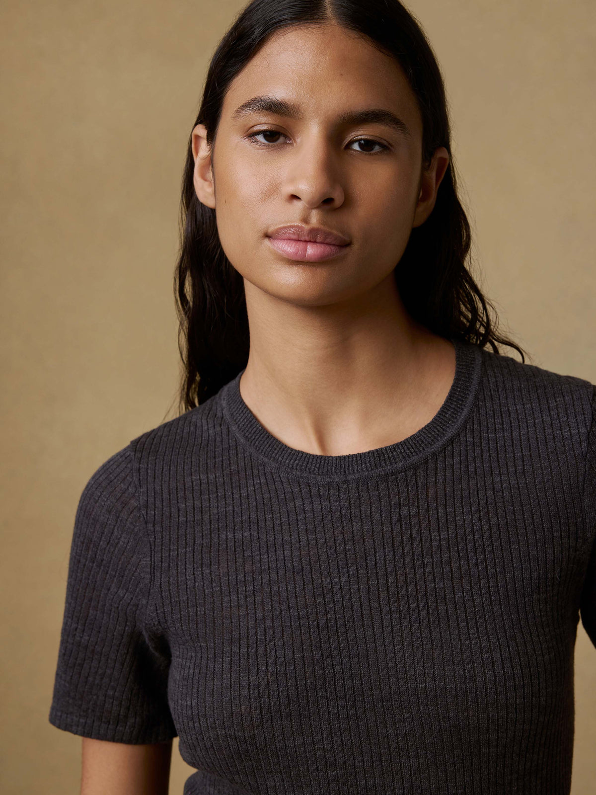SP26-Faherty-Womens-WYU2511-WBK-MiramarLinenMiniRibTee-WashedBlack_OM_DETAIL1_1_Web.jpg