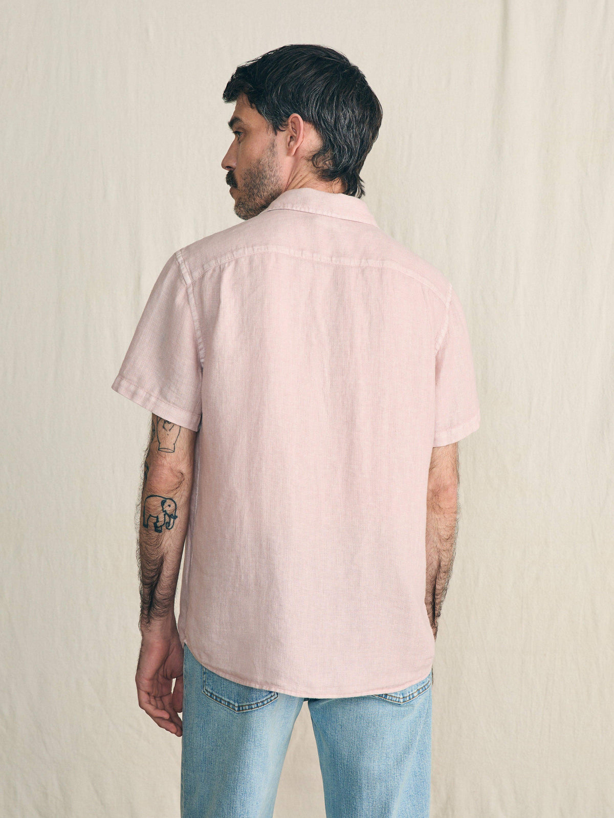 SU24-faherty-MWU2301-CMV-ss-palma-linen-shirt-coastal-mauve_OM_BACK_CROP_1.jpg