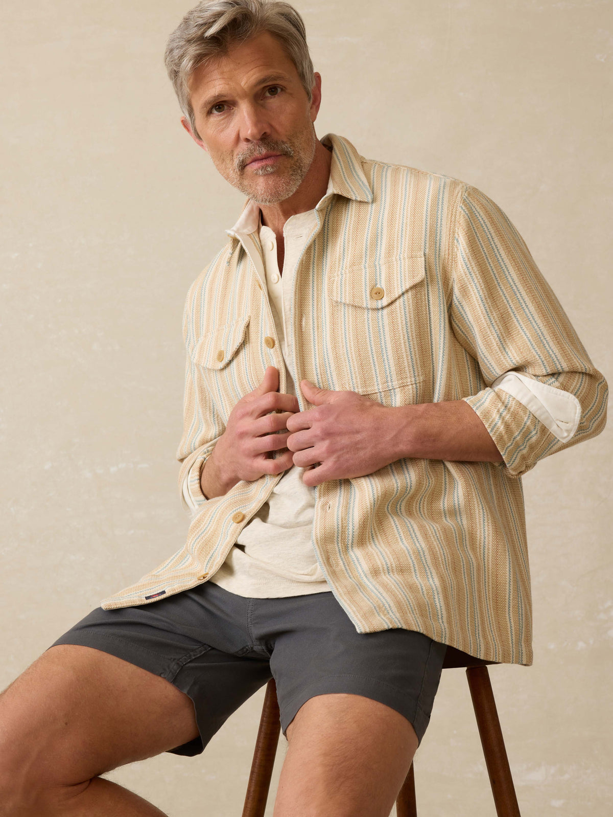SU25-FAHERTY-MENS-MOS2504-GHO-VistaOvershirt-GoldenHourStripe_OM_EDITORIAL_1.jpg