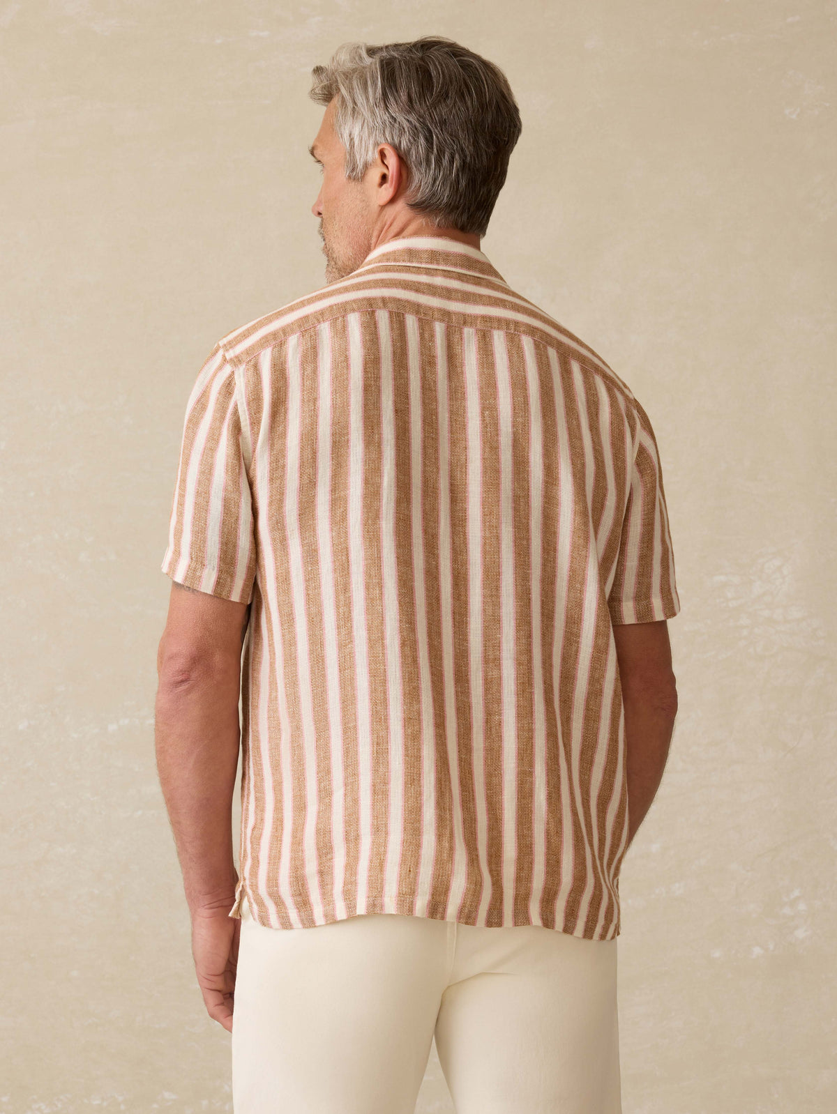 SU25-FAHERTY-MENS-MWS2523-SIV-SsPalmaLinenCampShirt-SiennaValleyStripe_BACK_OM_WS_1.jpg