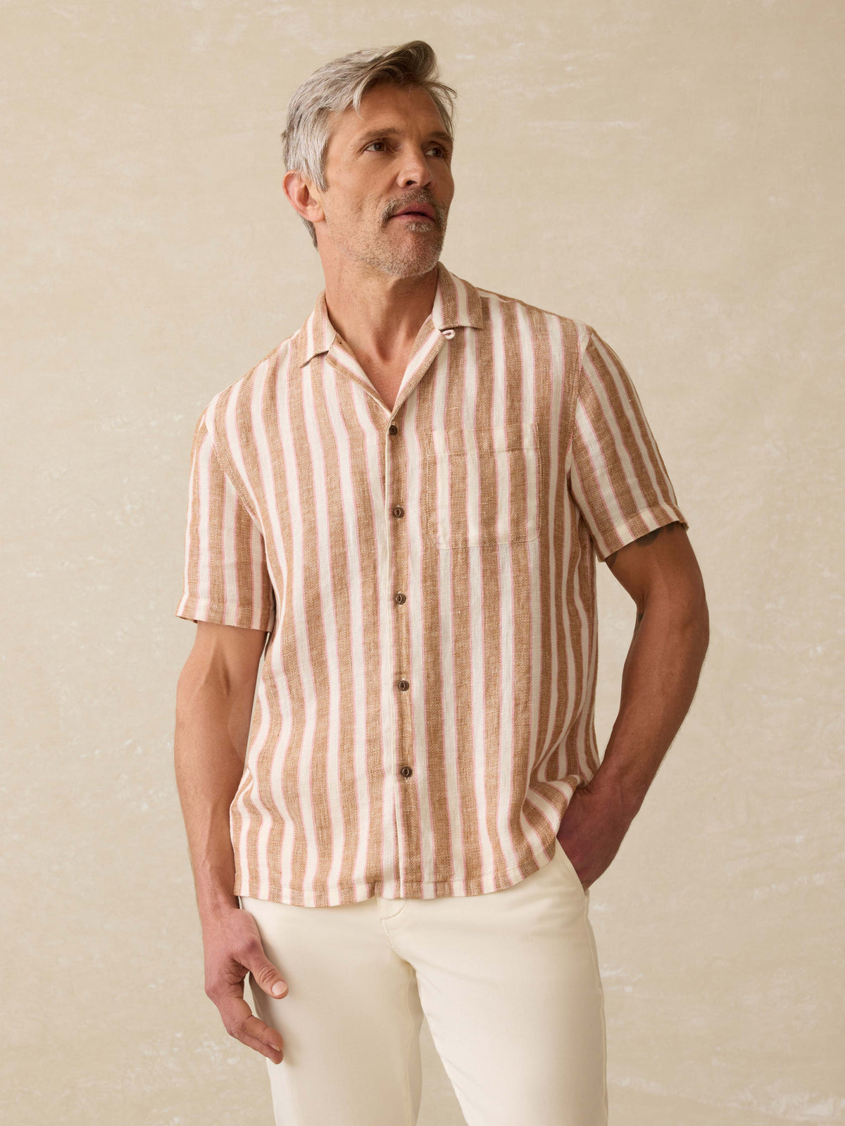 SU25-FAHERTY-MENS-MWS2523-SIV-SsPalmaLinenCampShirt-SiennaValleyStripe_FRONT_OM_WS_1.jpg